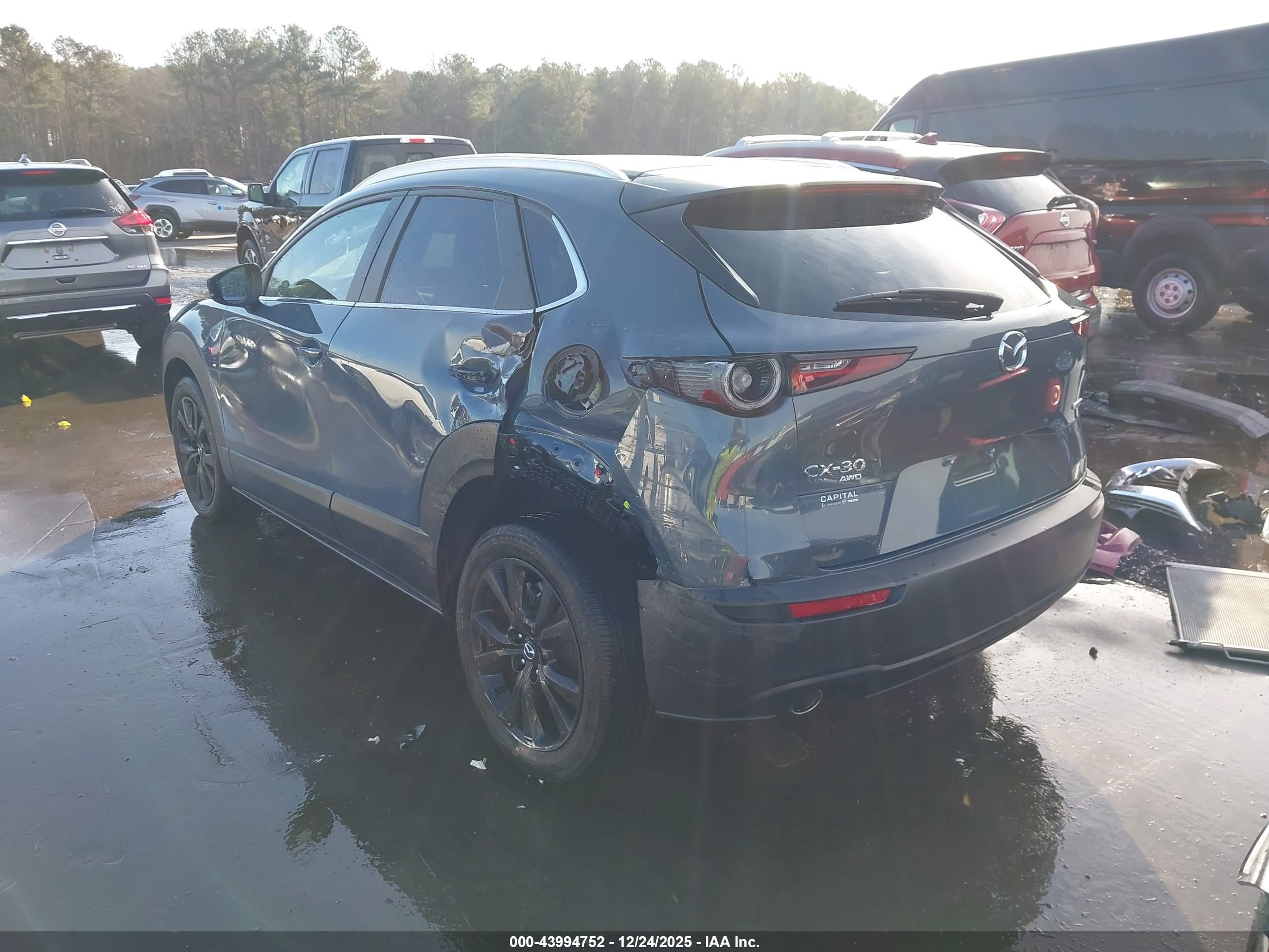 MAZDA CX-30 image 3