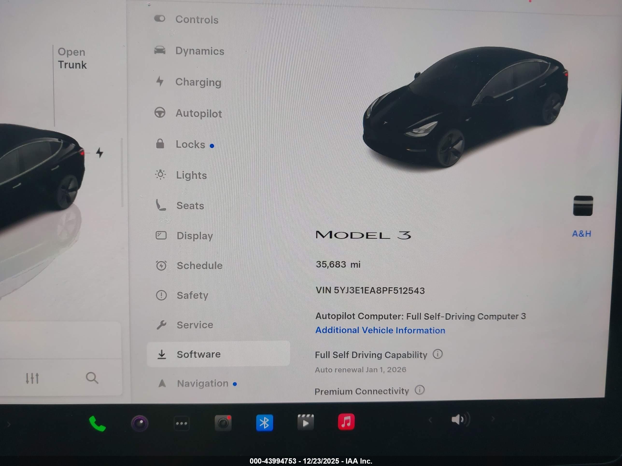 TESLA MODEL image 7