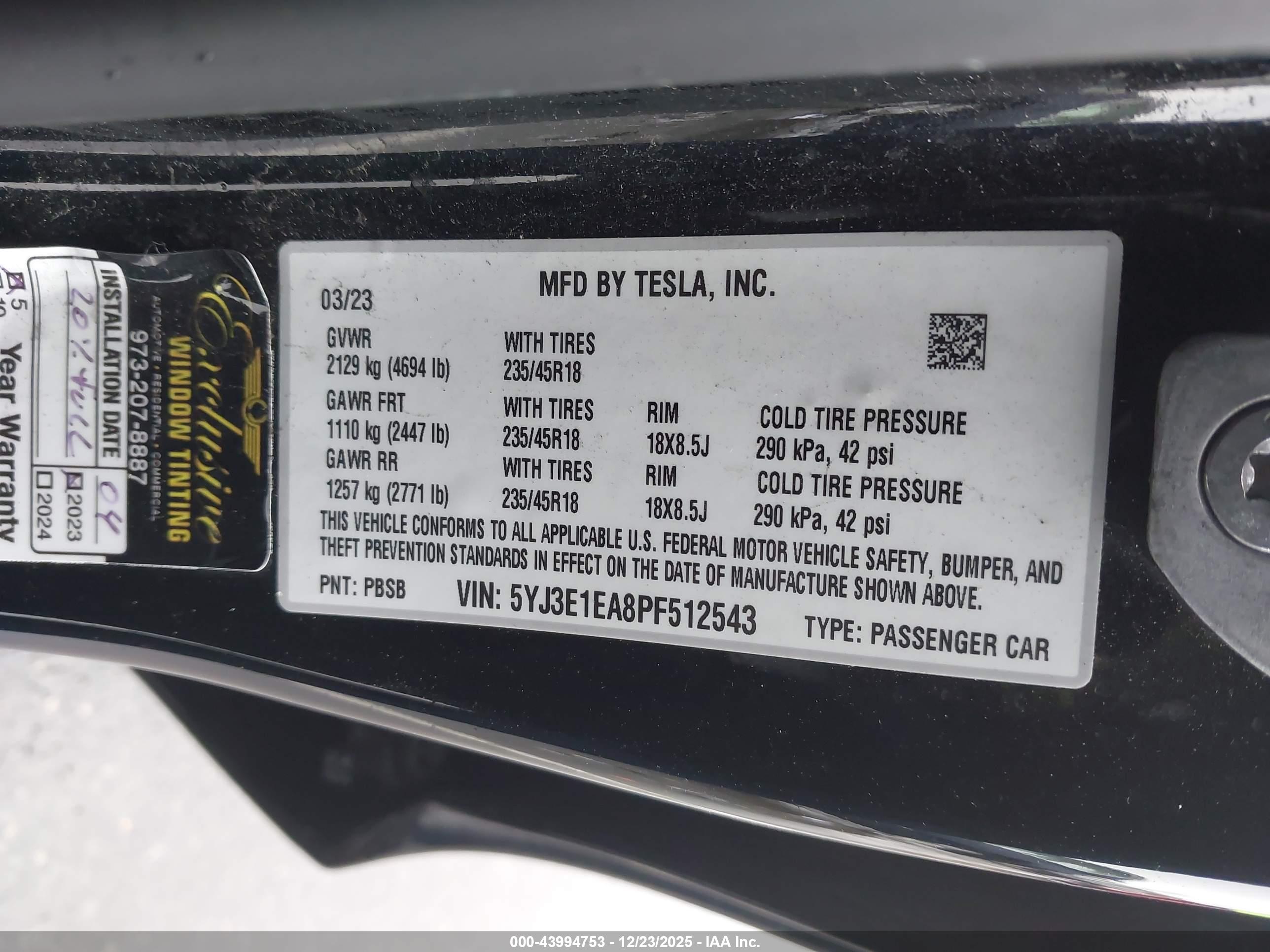 TESLA MODEL image 9