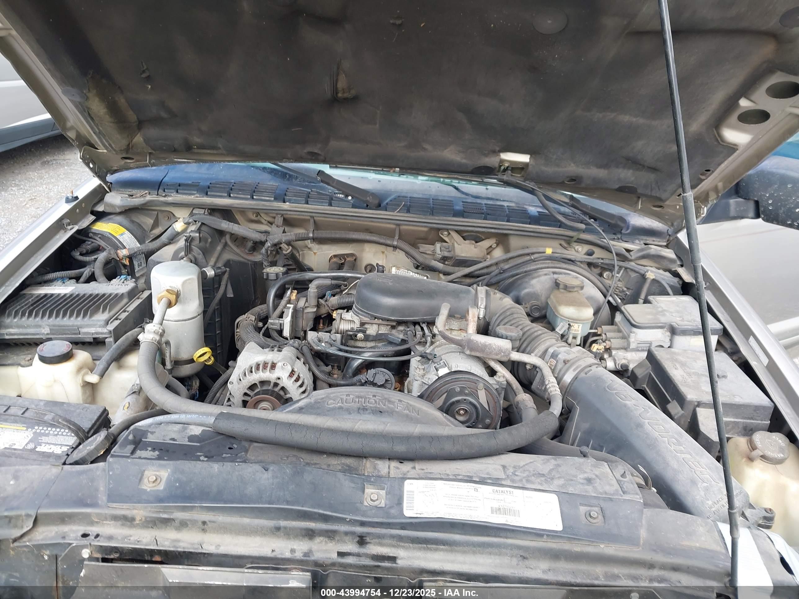 CHEVROLET S-10 image 10