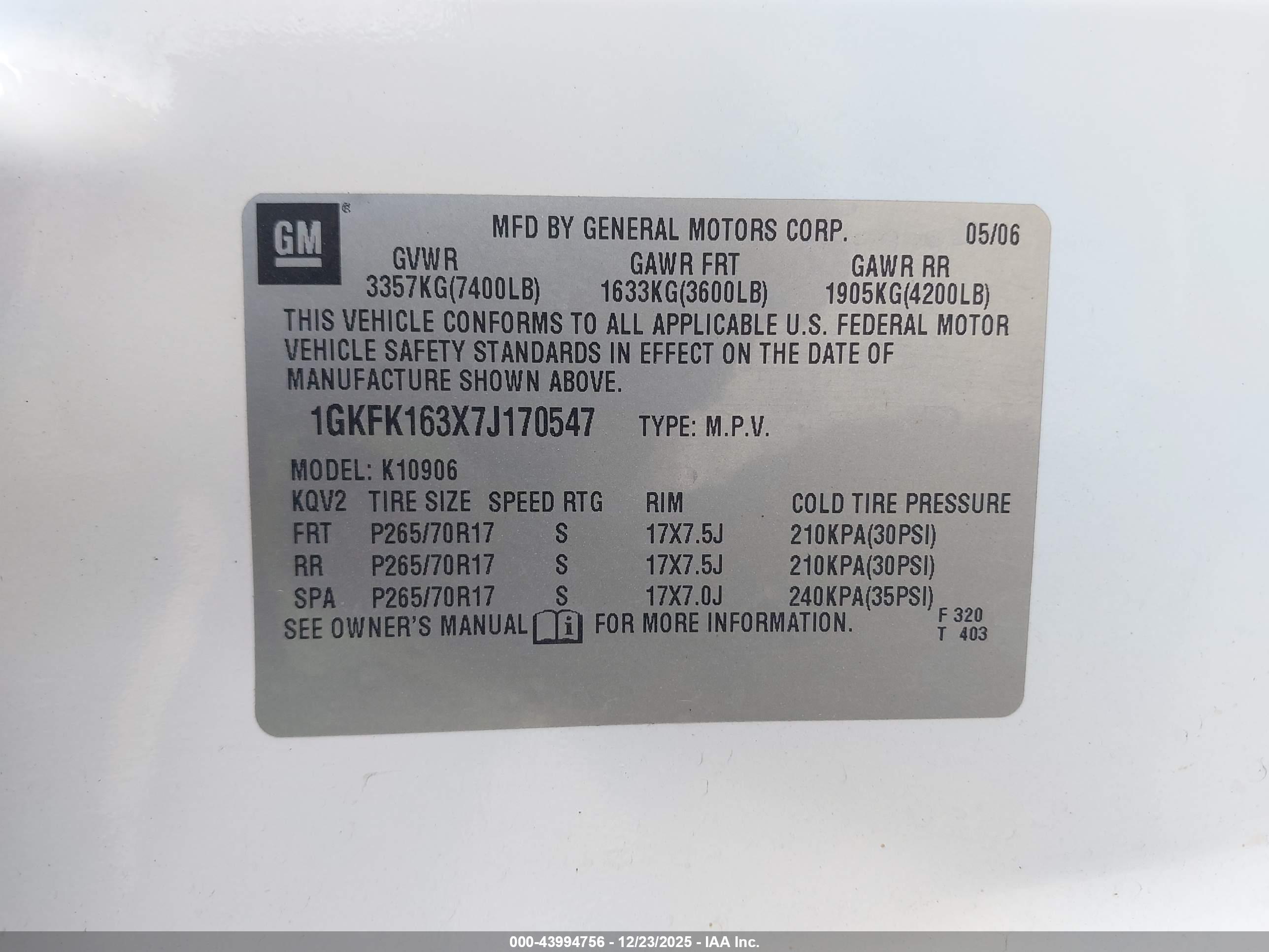 GMC YUKON image 9