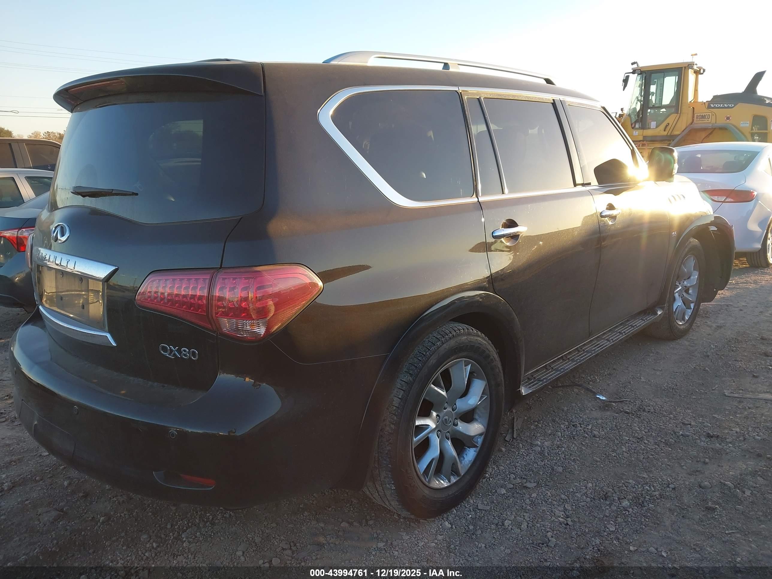 INFINITI QX80 image 4