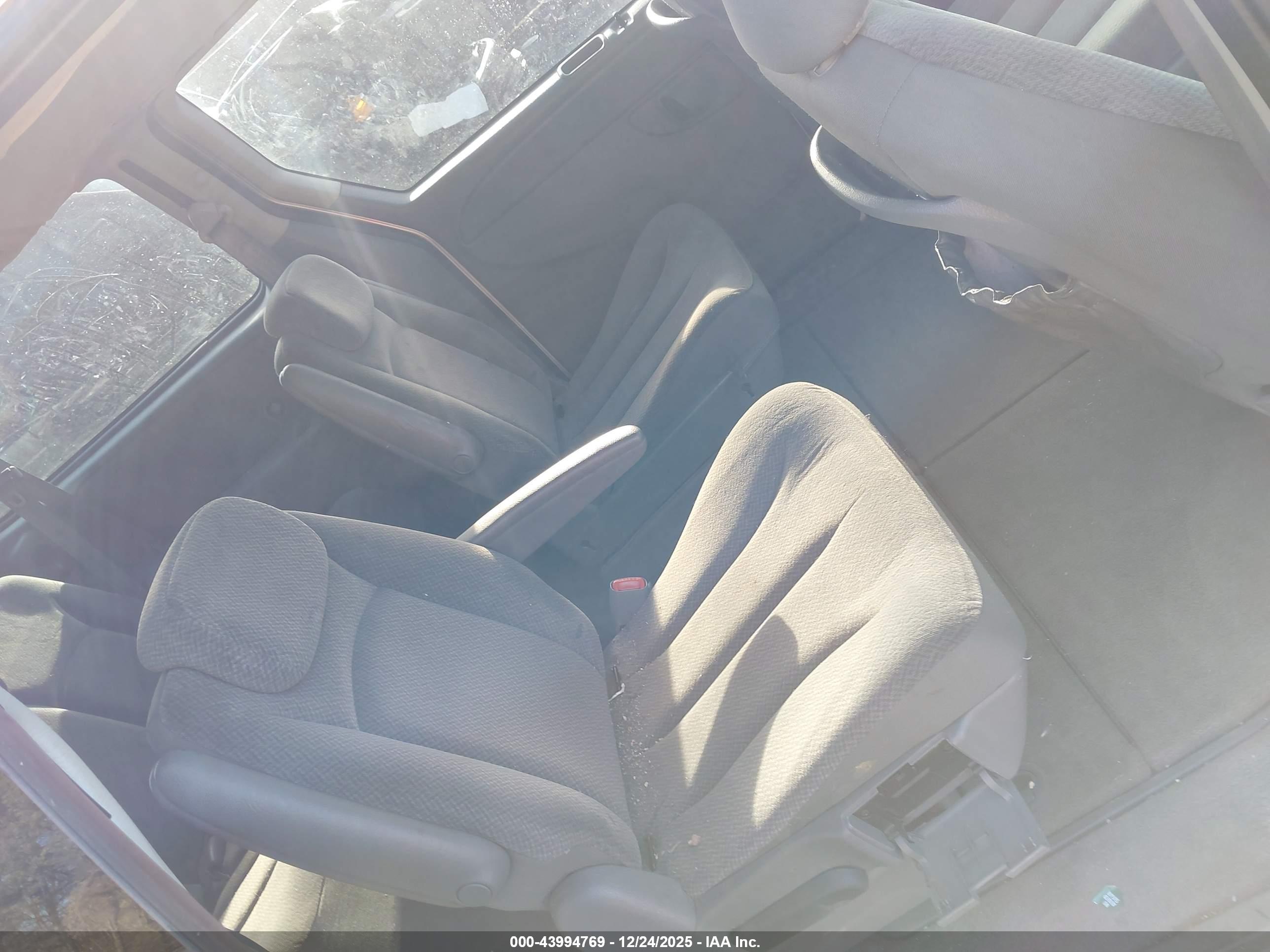 DODGE GRAND image 8