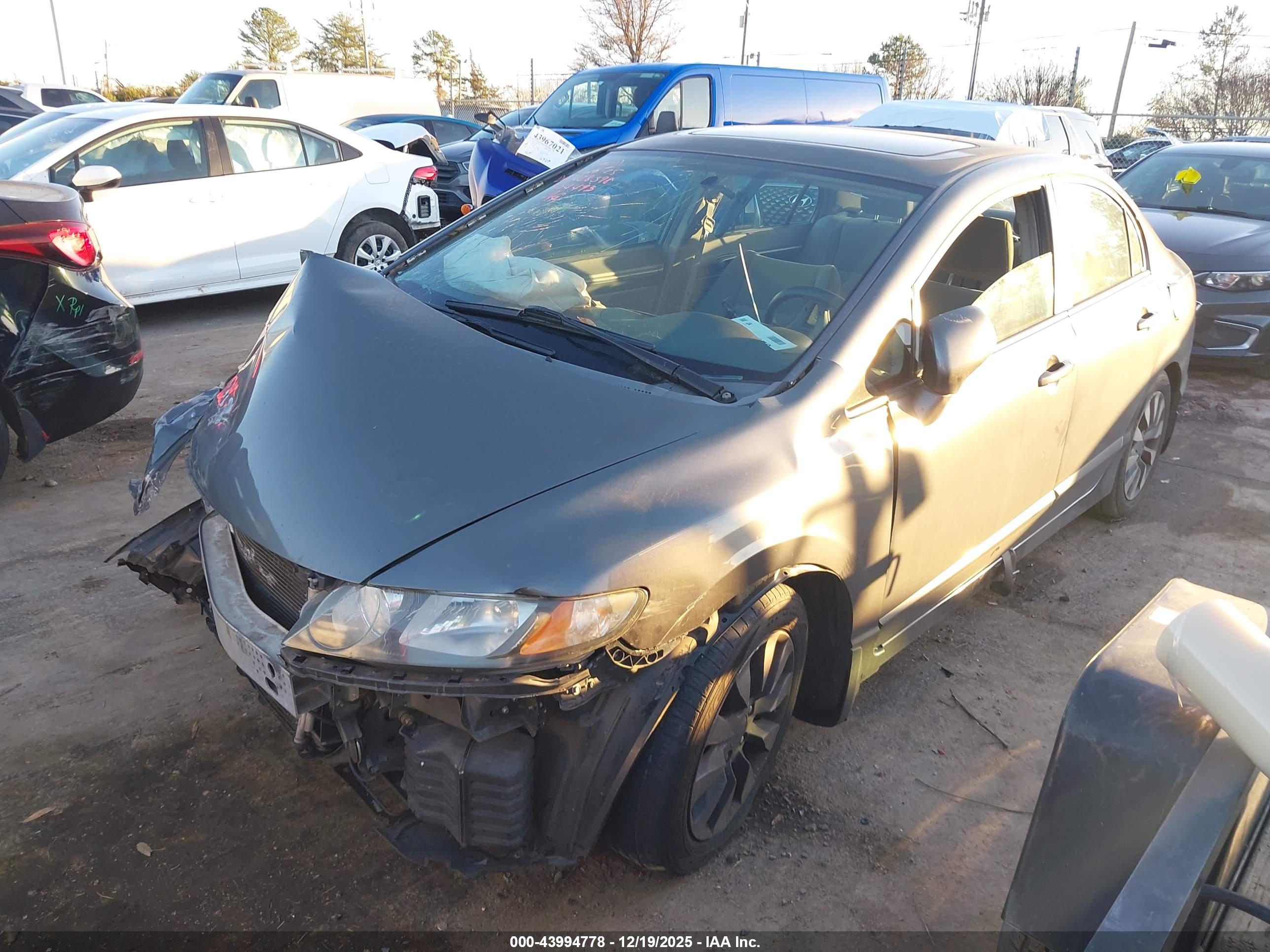 HONDA CIVIC image 2