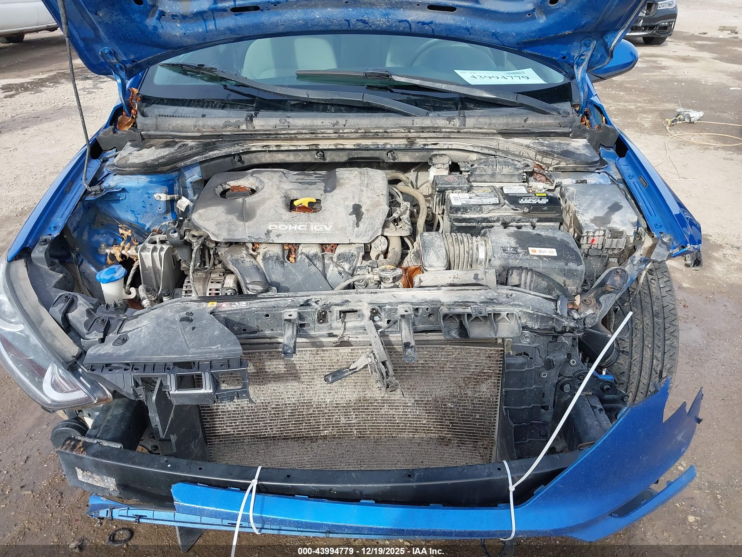 HYUNDAI ELANTRA image 10