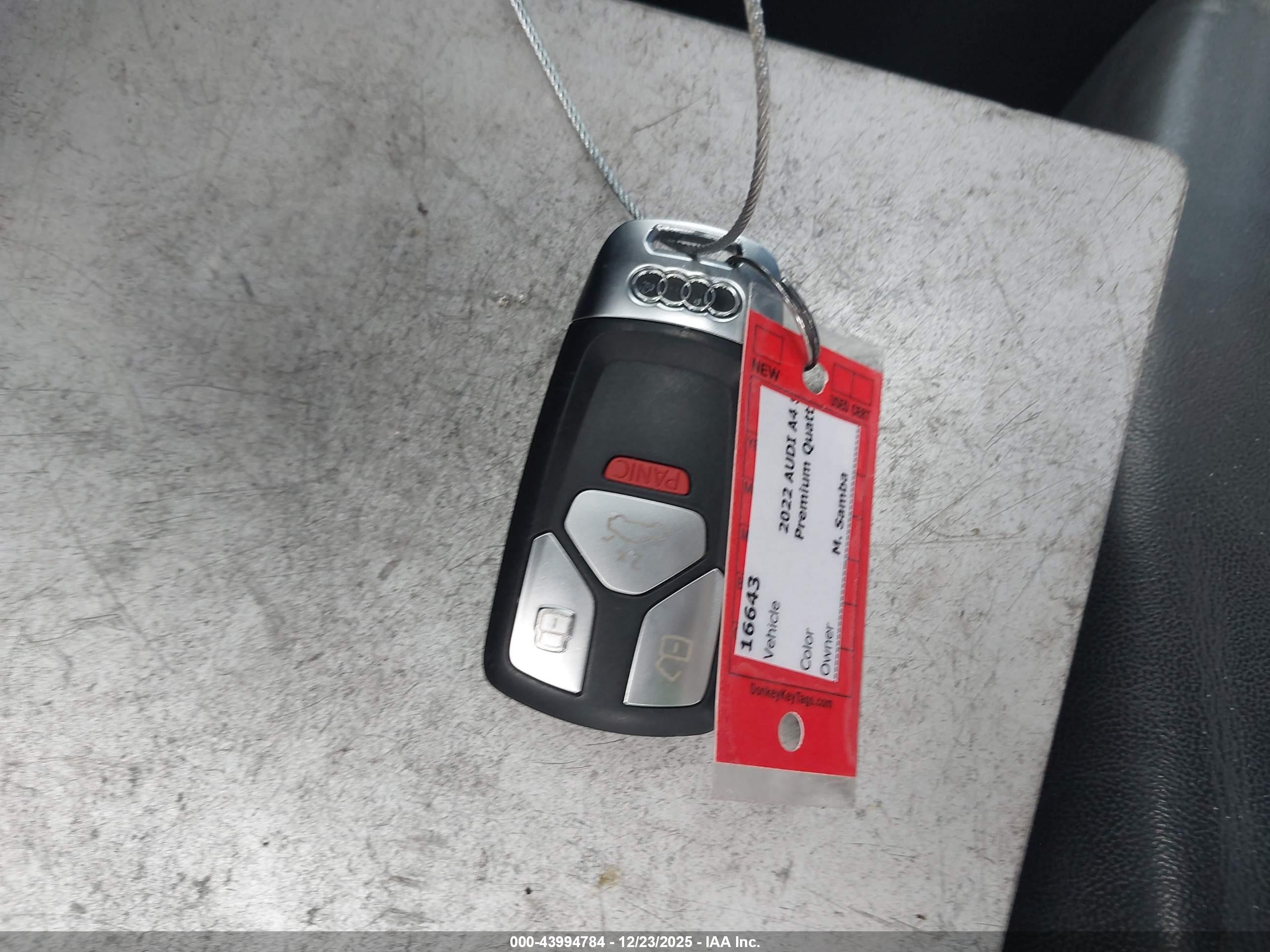 AUDI A4 image 11