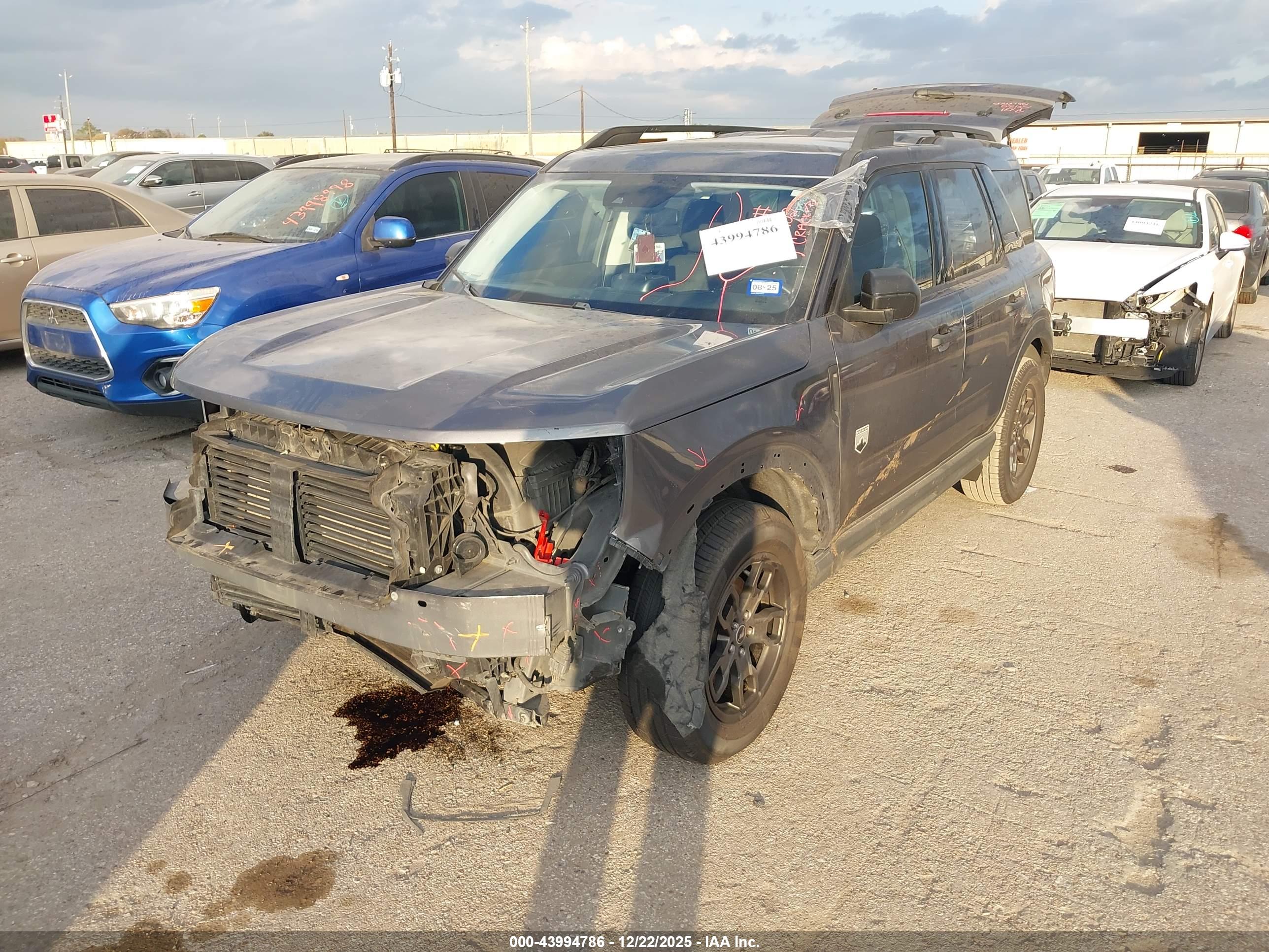 FORD BRONCO image 2