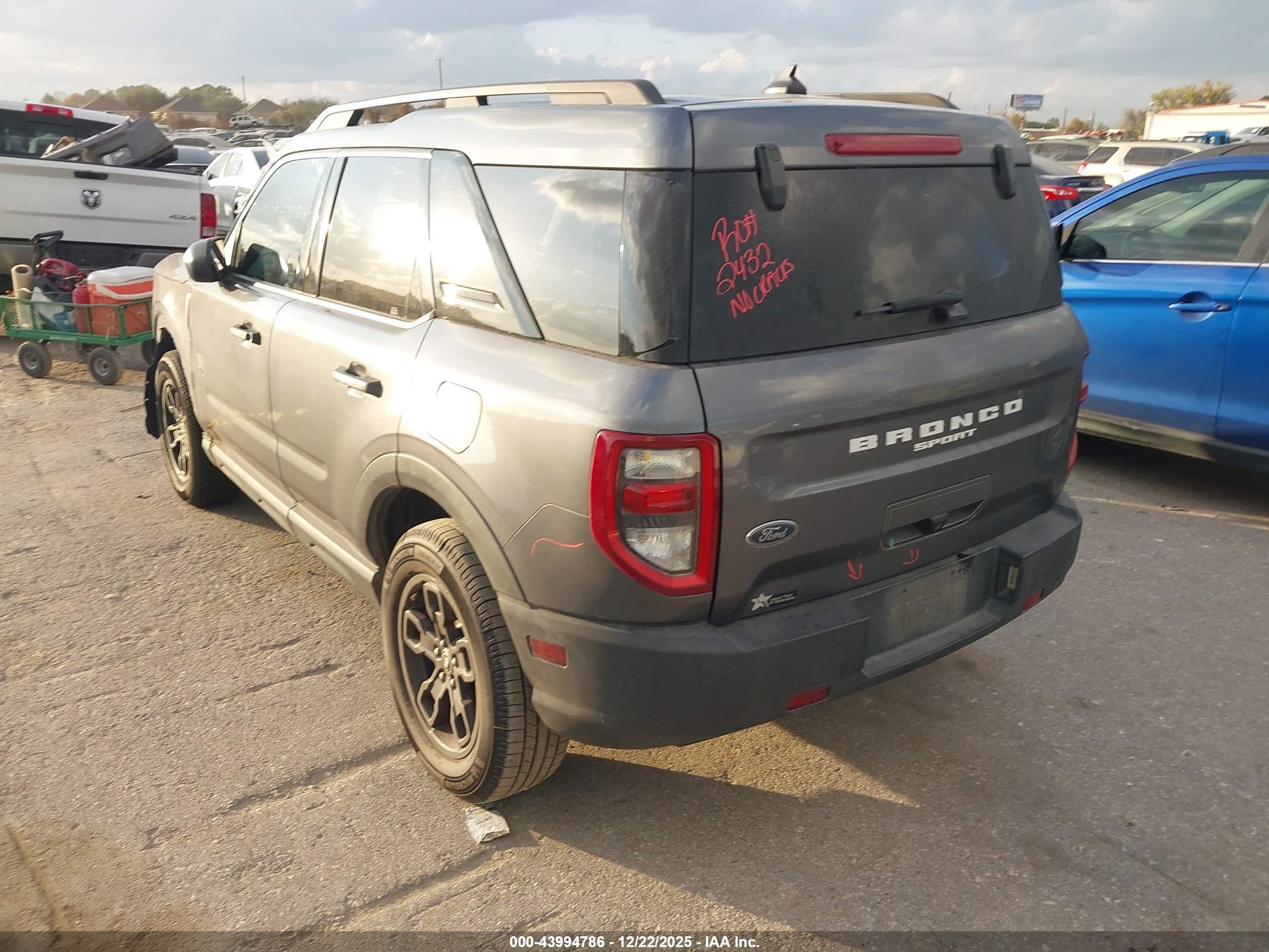 FORD BRONCO image 3