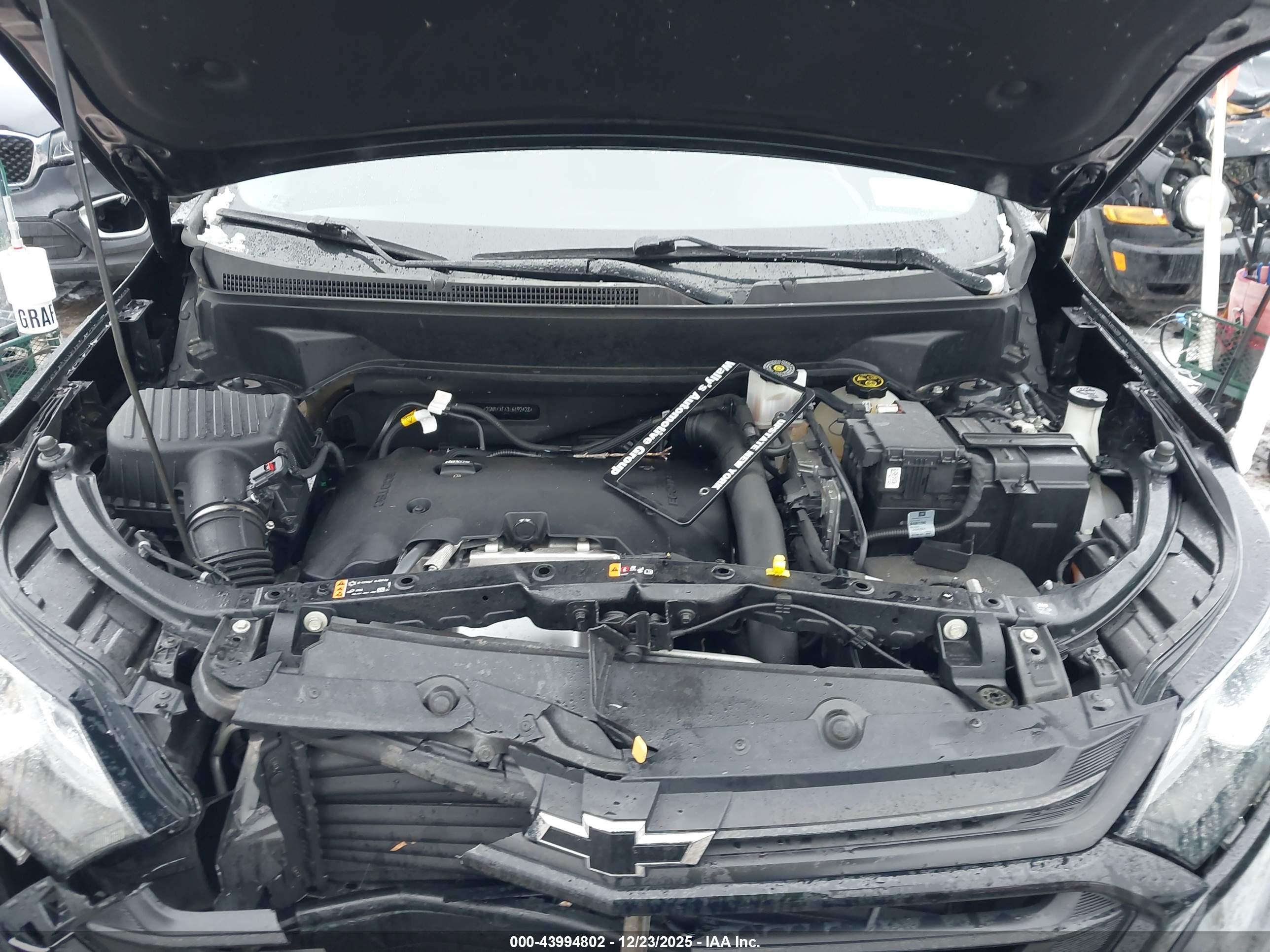 CHEVROLET EQUINOX image 10