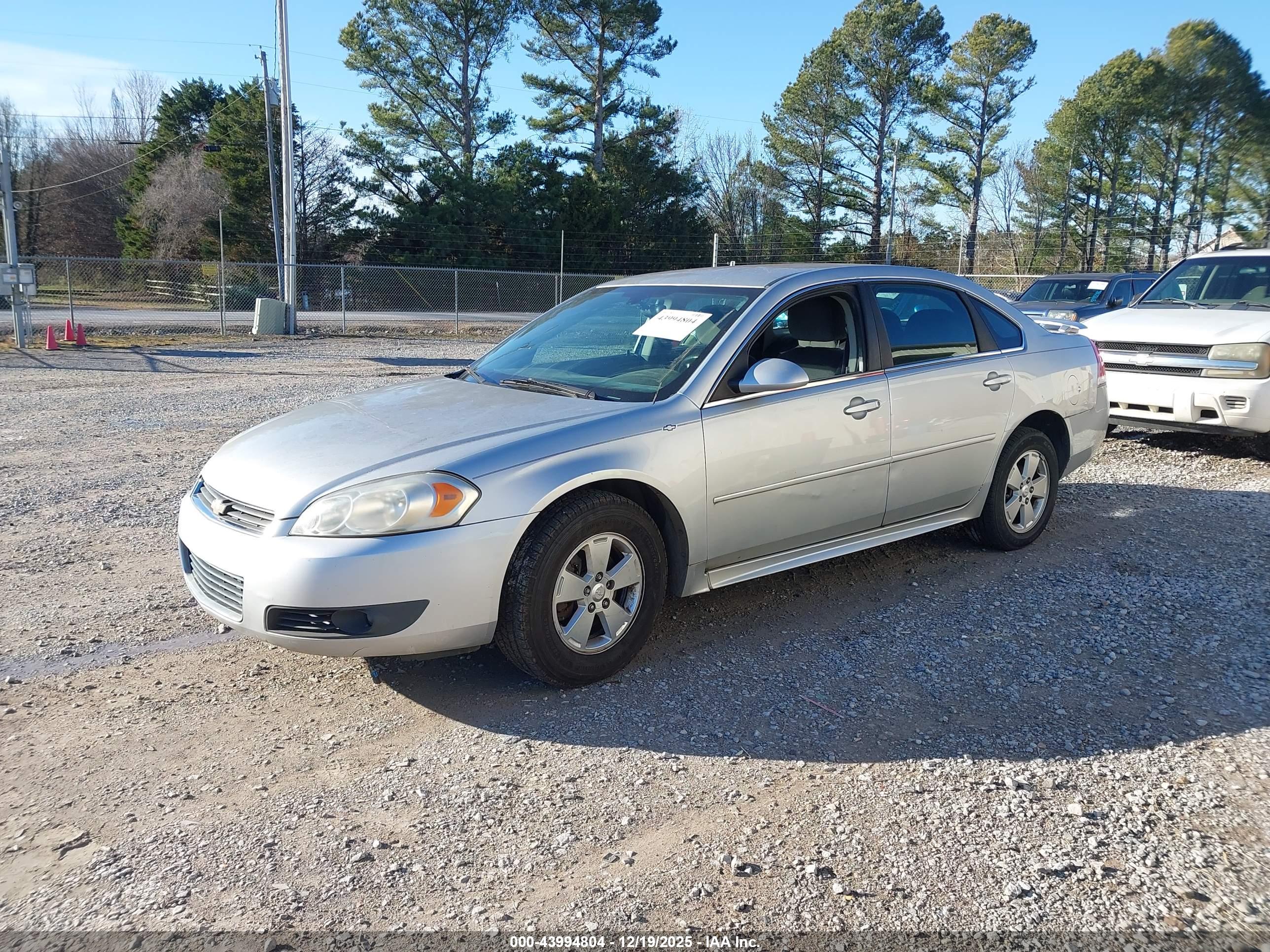 CHEVROLET IMPALA image 2