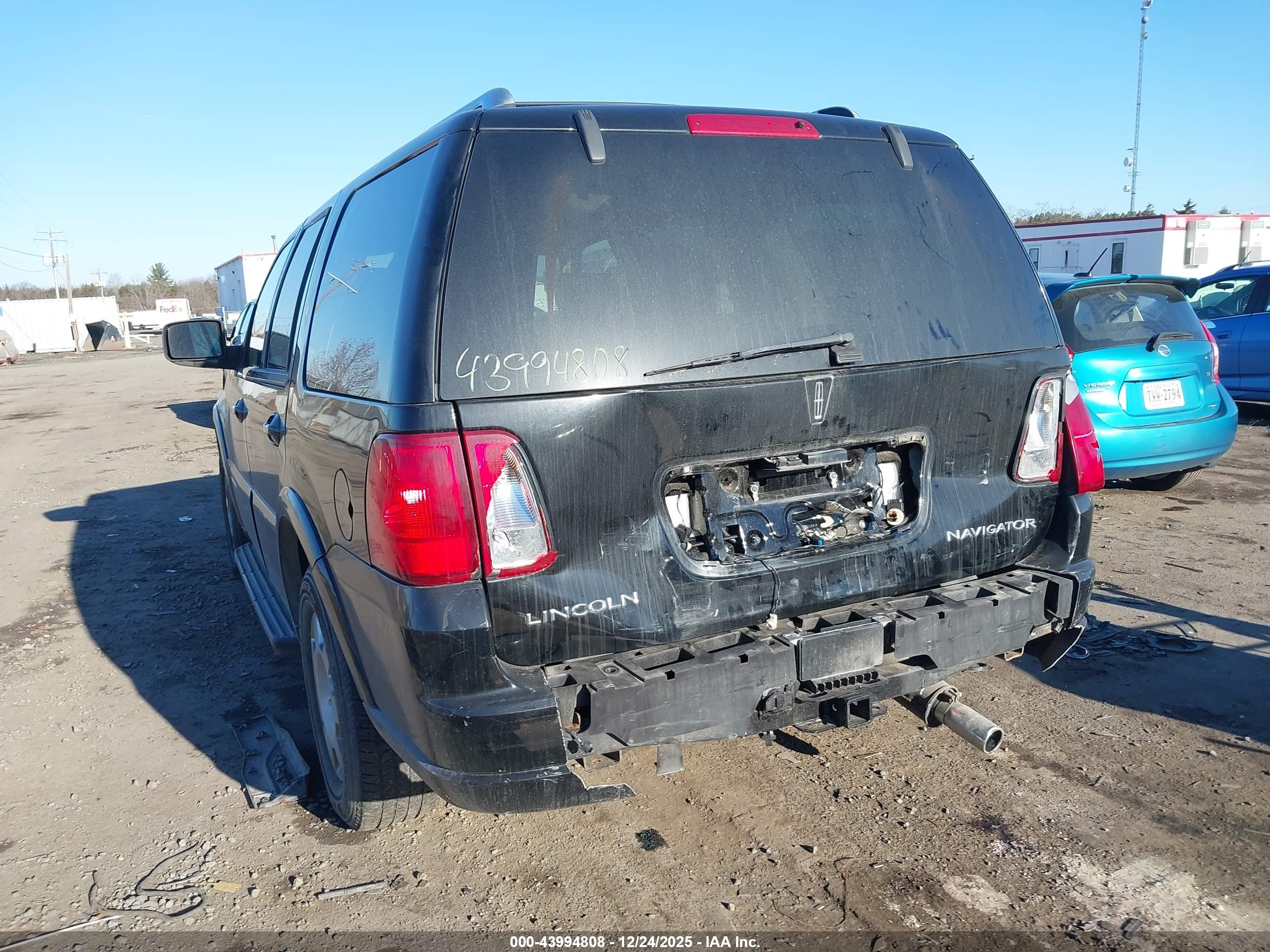 LINCOLN NAVIGATOR image 6