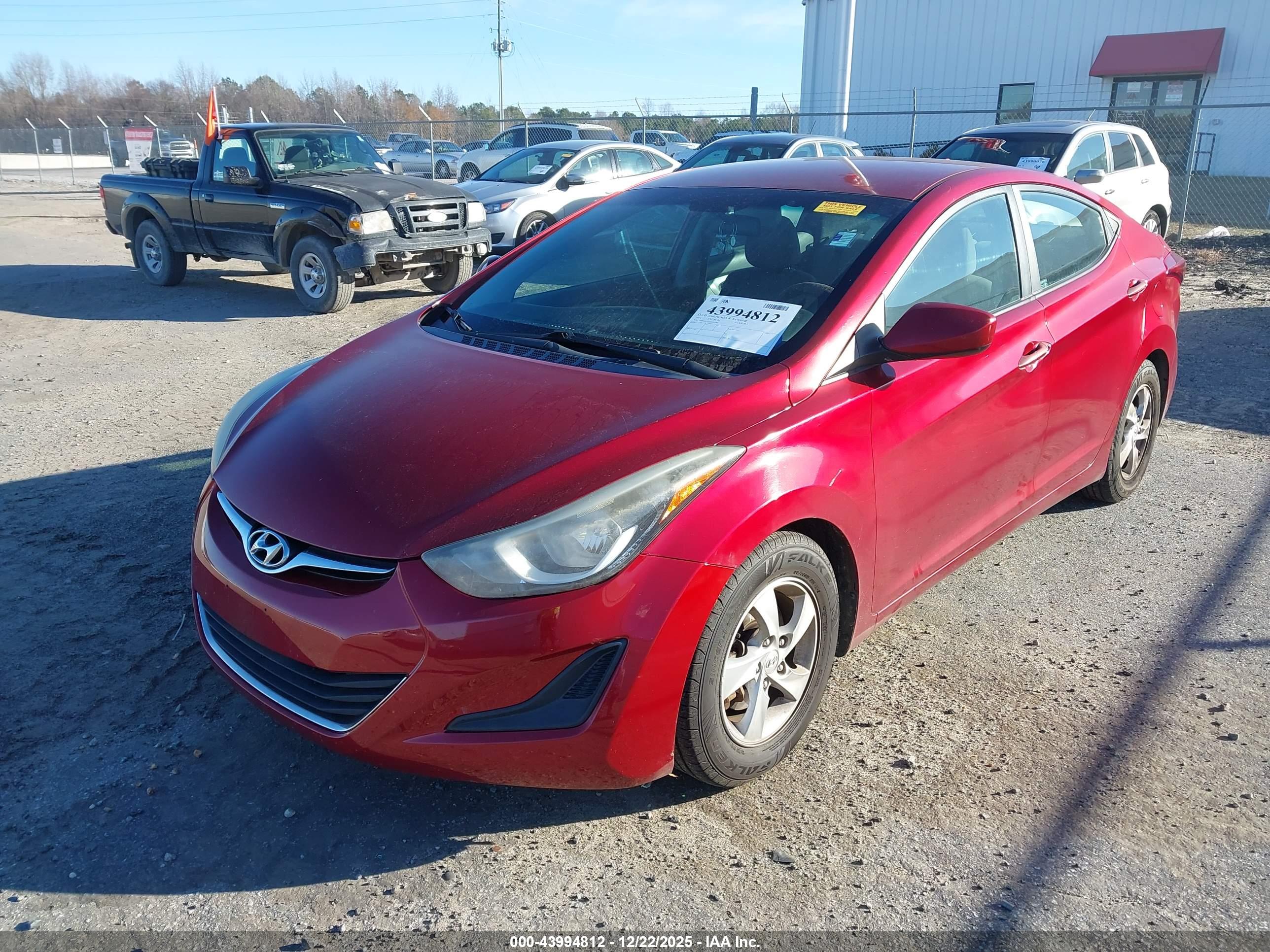HYUNDAI ELANTRA image 2