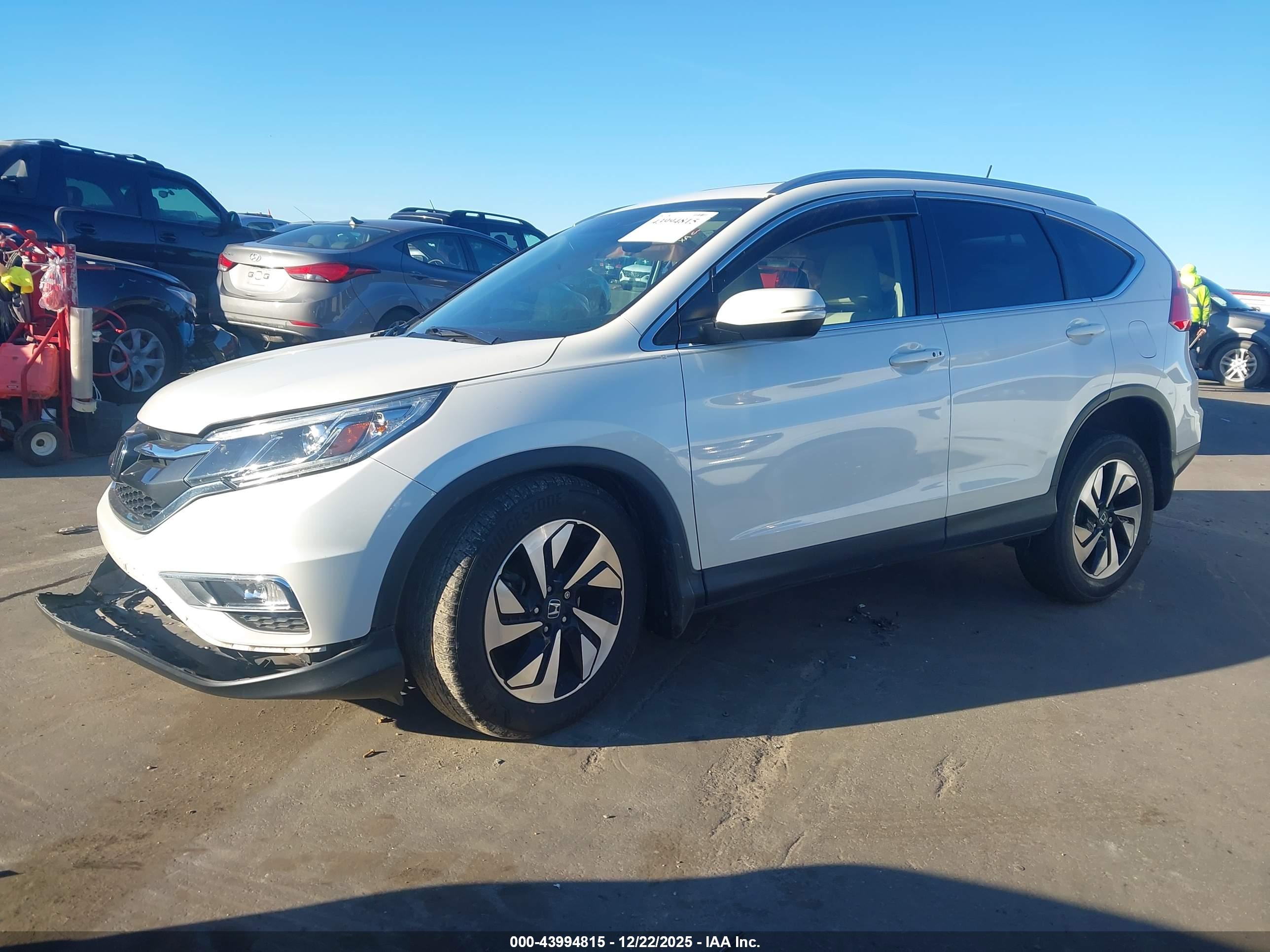 HONDA CR-V image 2