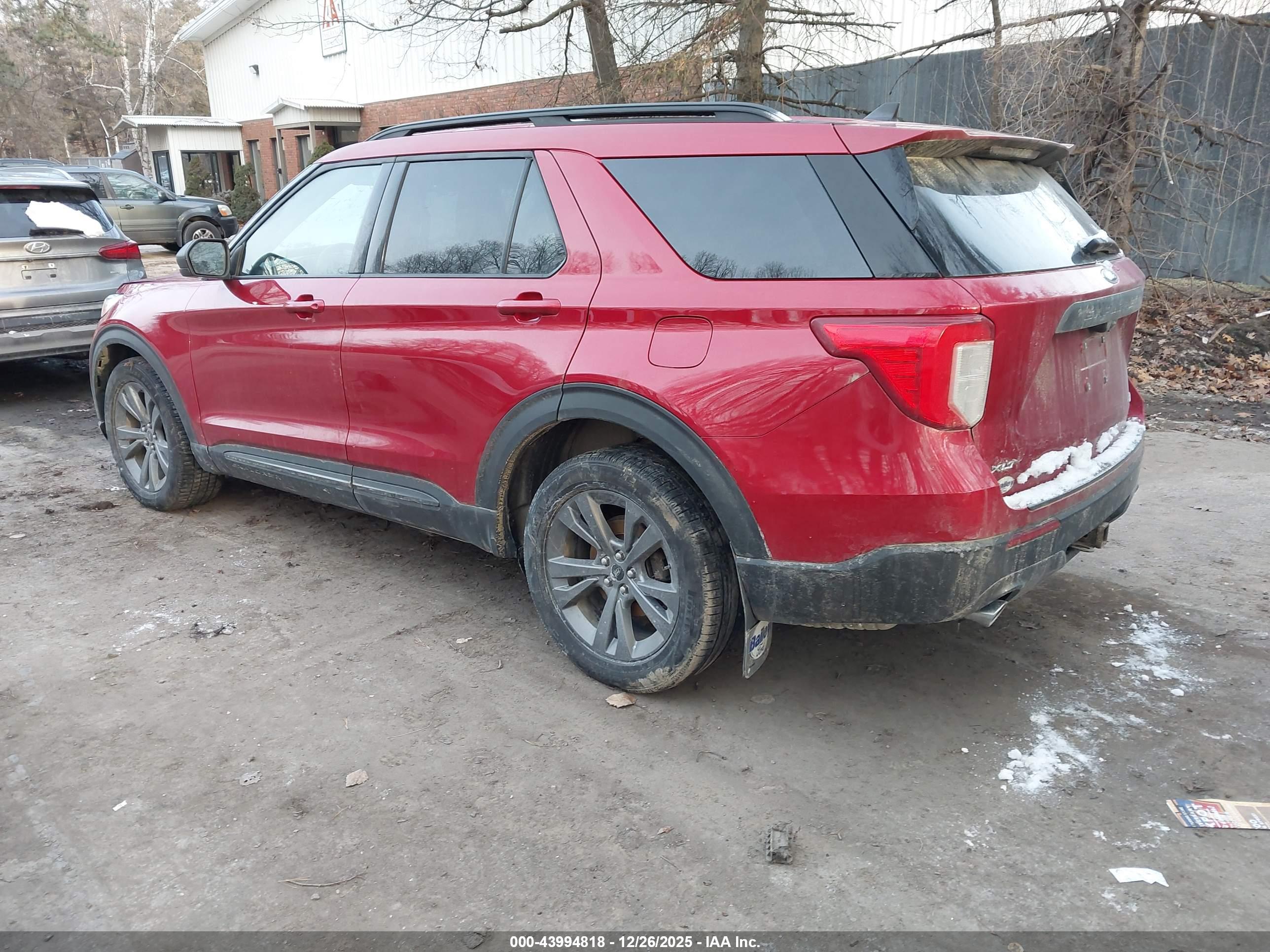 FORD EXPLORER image 3