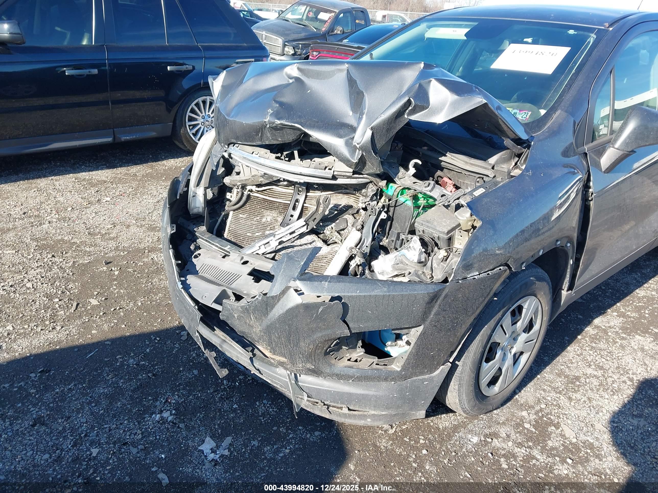 CHEVROLET TRAX image 6
