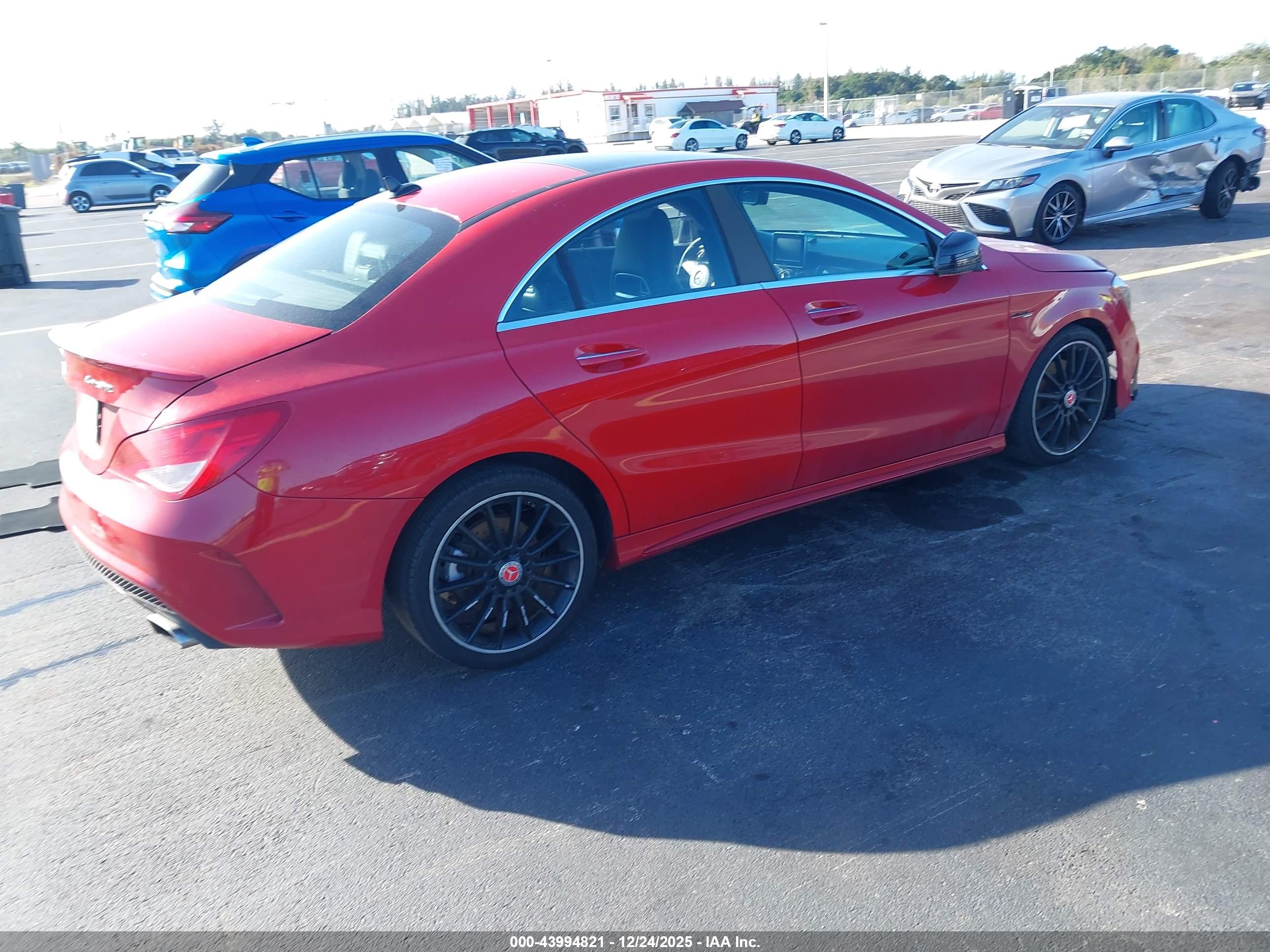 MERCEDES-BENZ CLA image 4