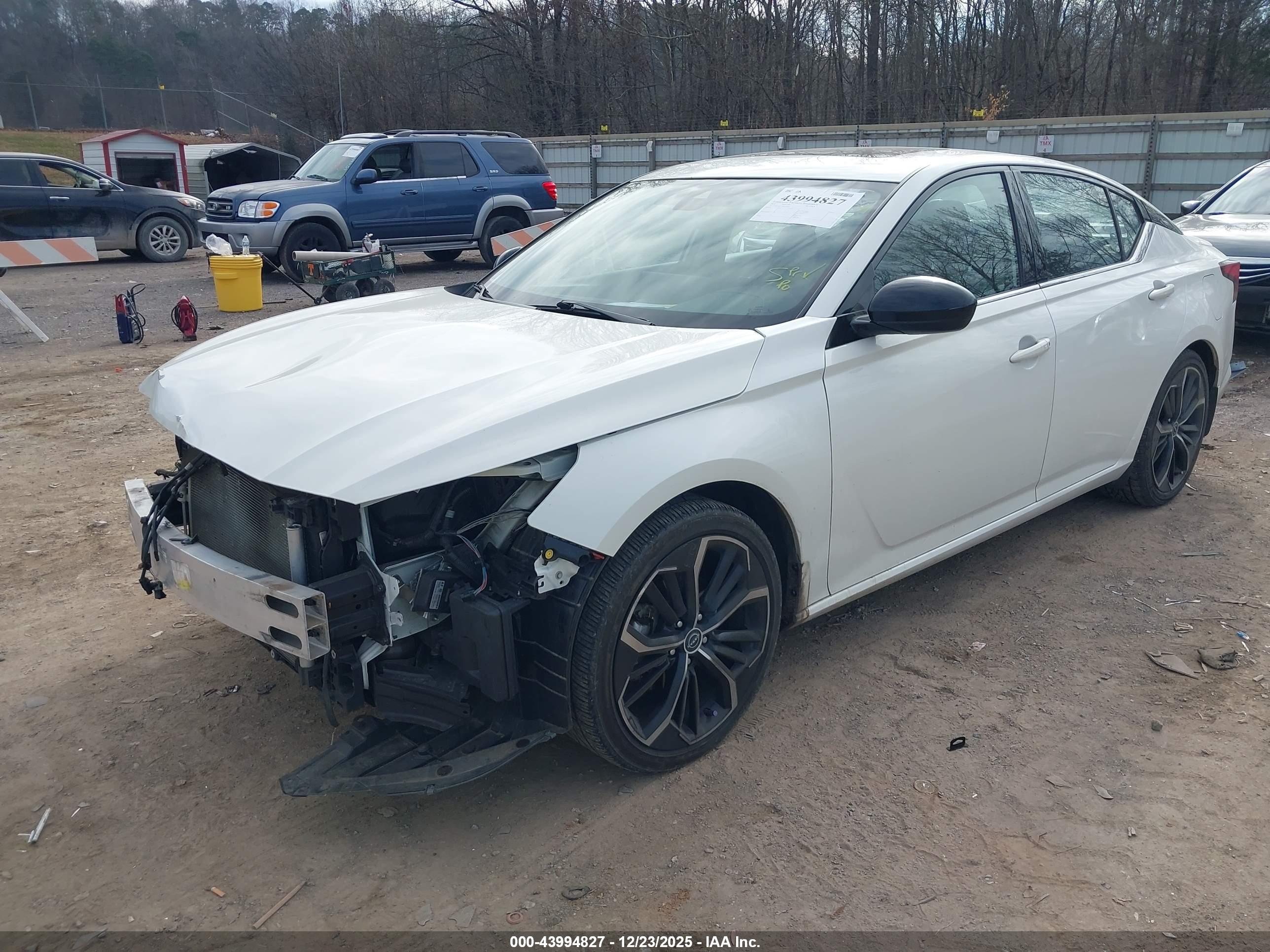 NISSAN ALTIMA image 2