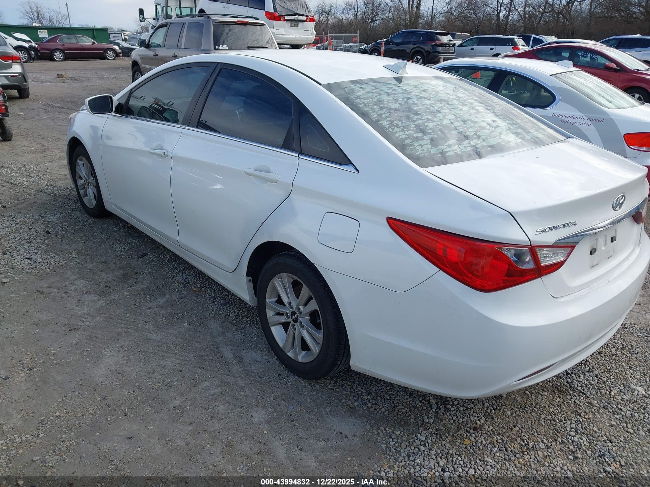 HYUNDAI SONATA image 3