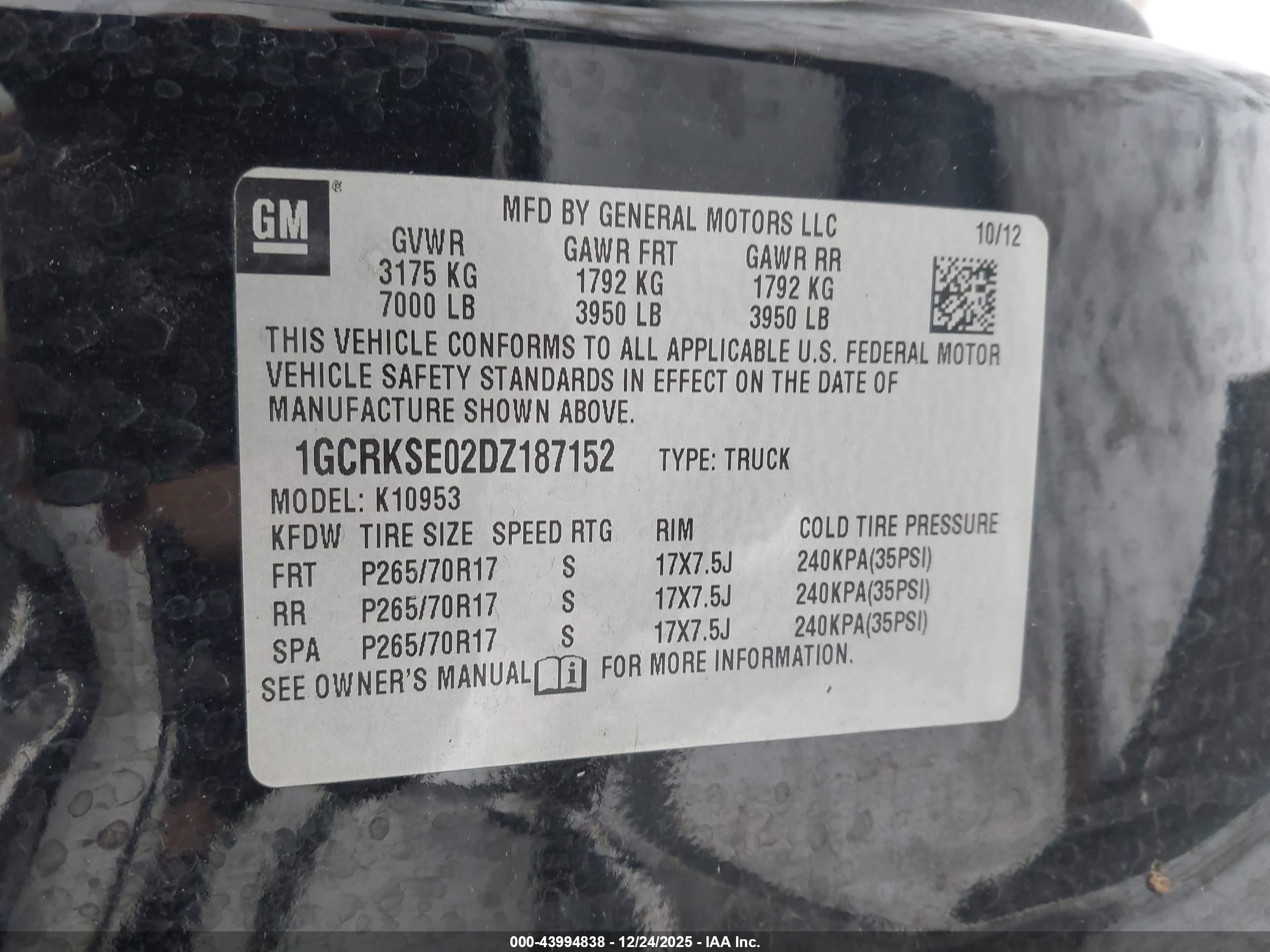 CHEVROLET SILVERADO image 9
