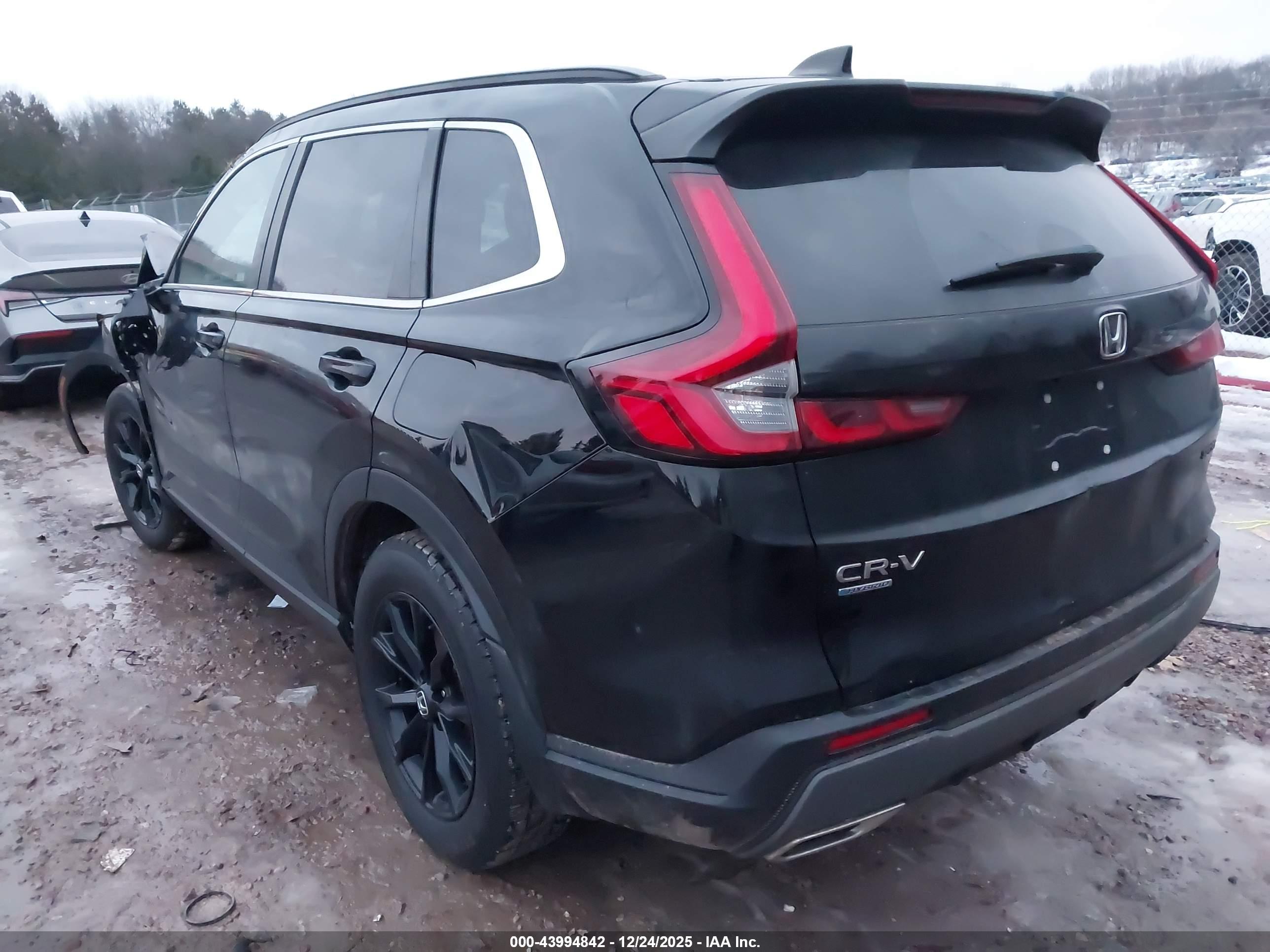 HONDA CR-V image 3