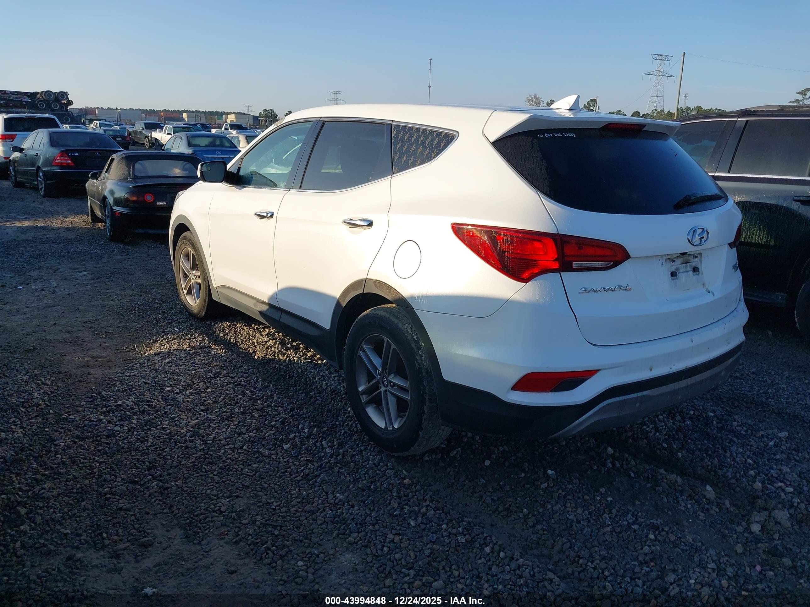 HYUNDAI SANTA image 3