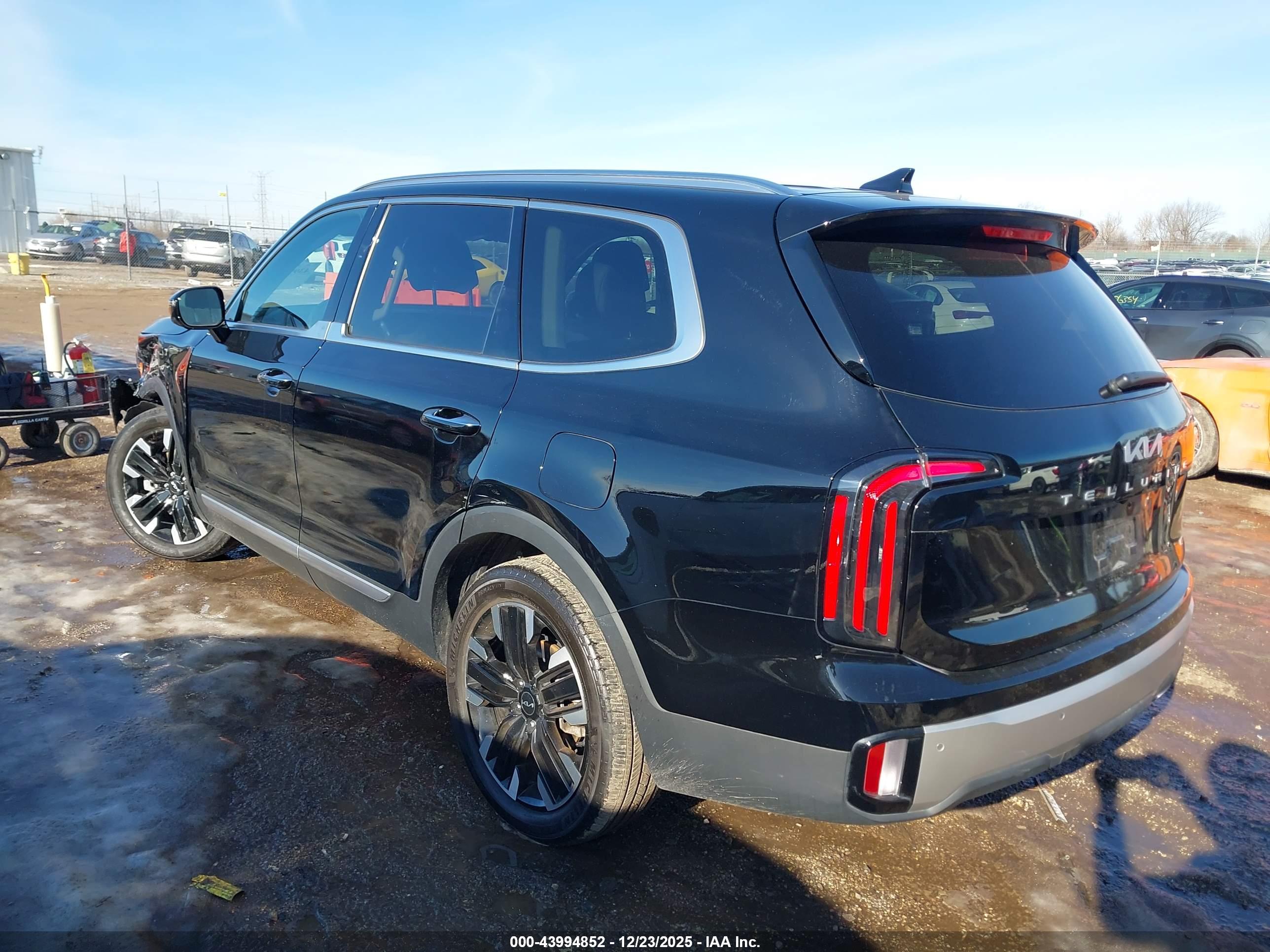 KIA TELLURIDE image 3