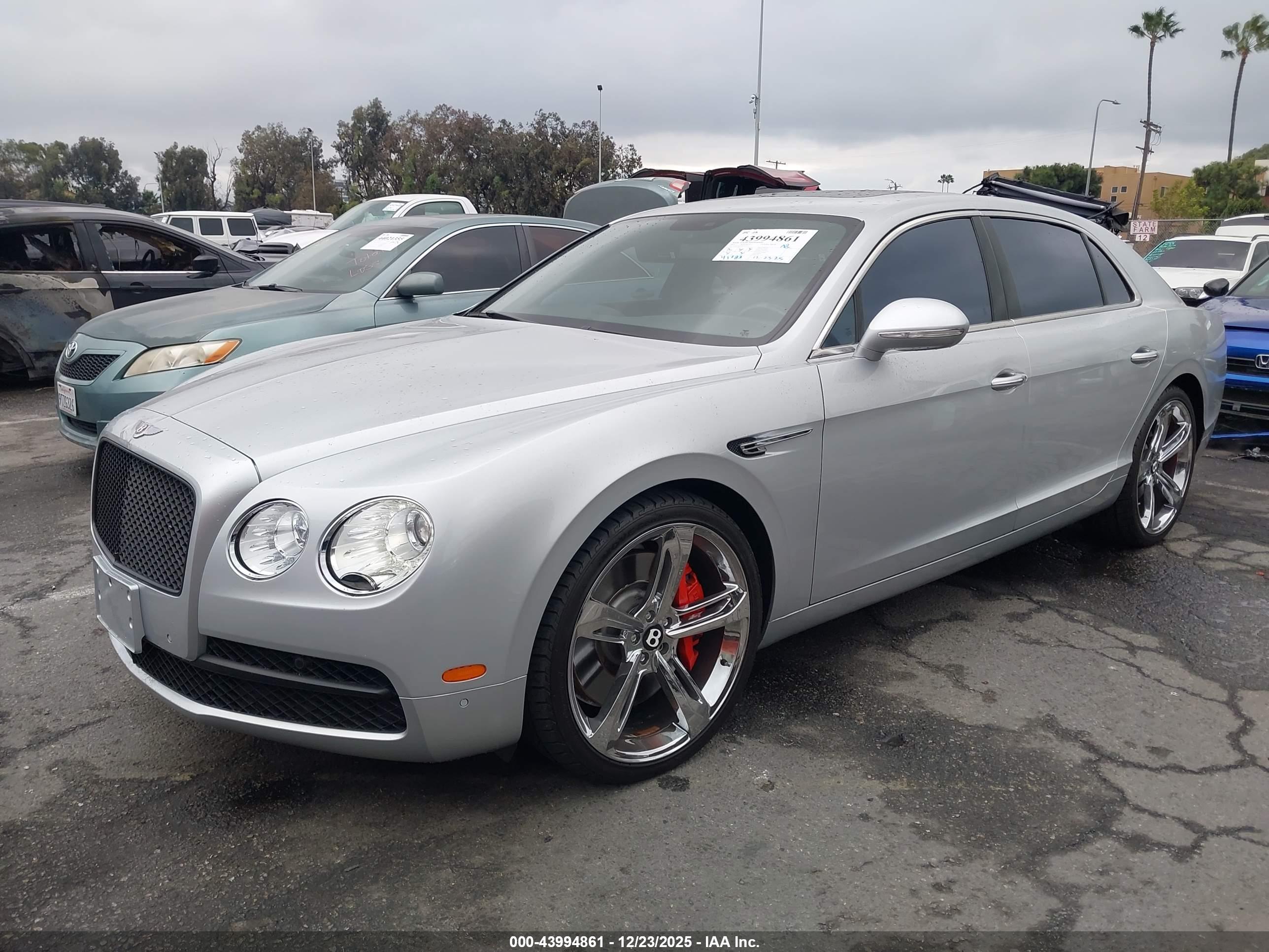 BENTLEY FLYING image 2