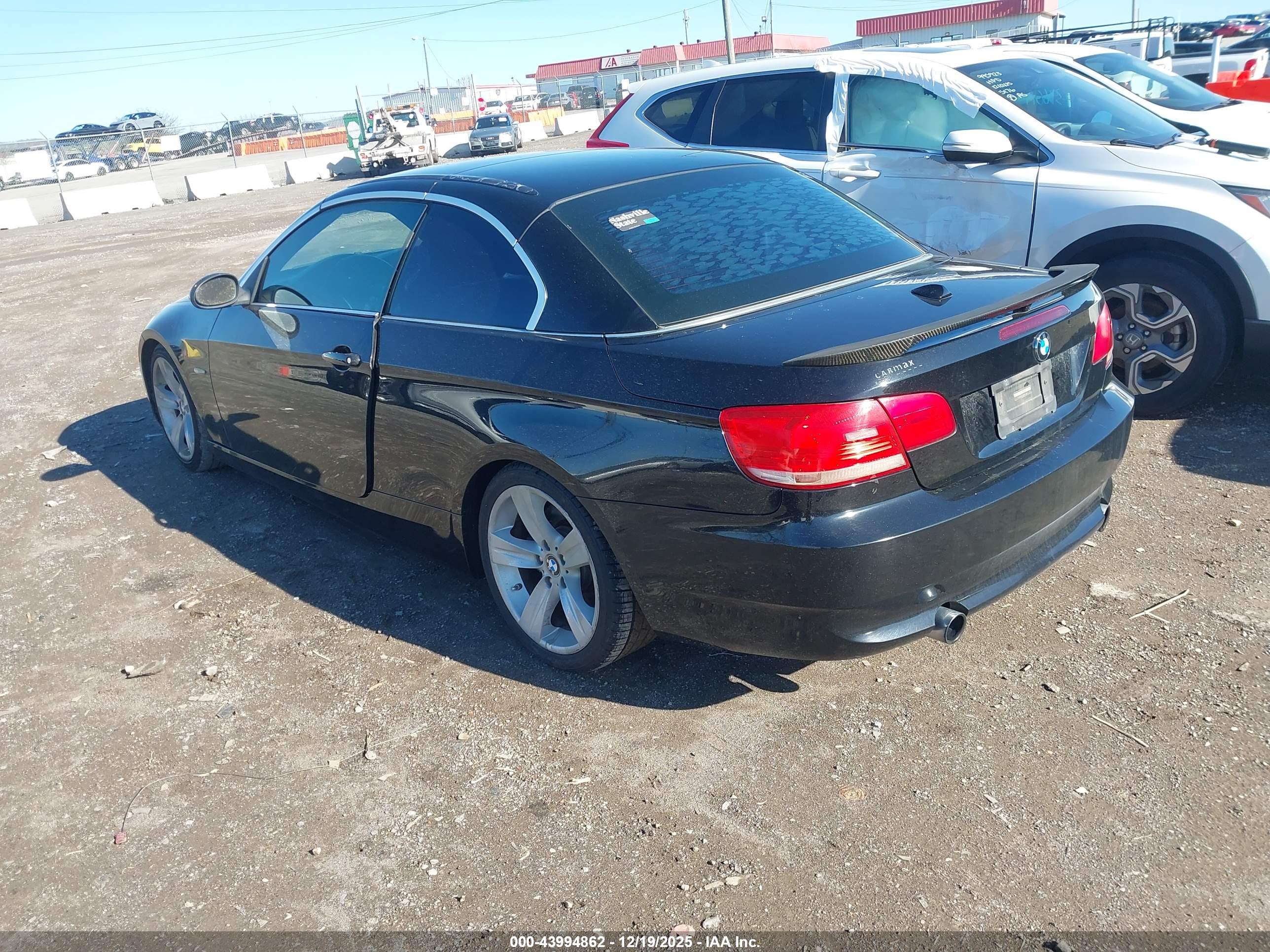 BMW 335I image 3