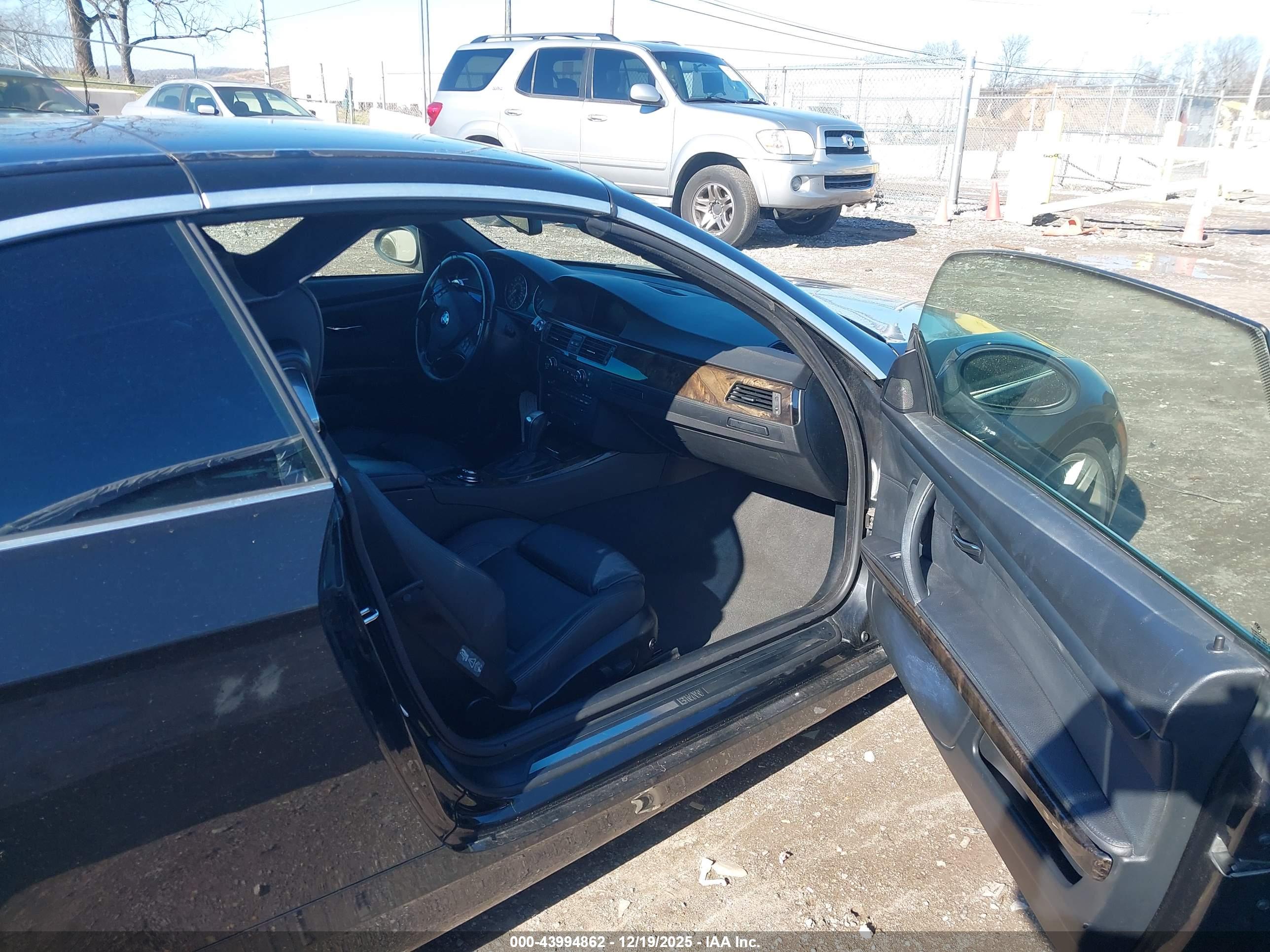 BMW 335I image 5
