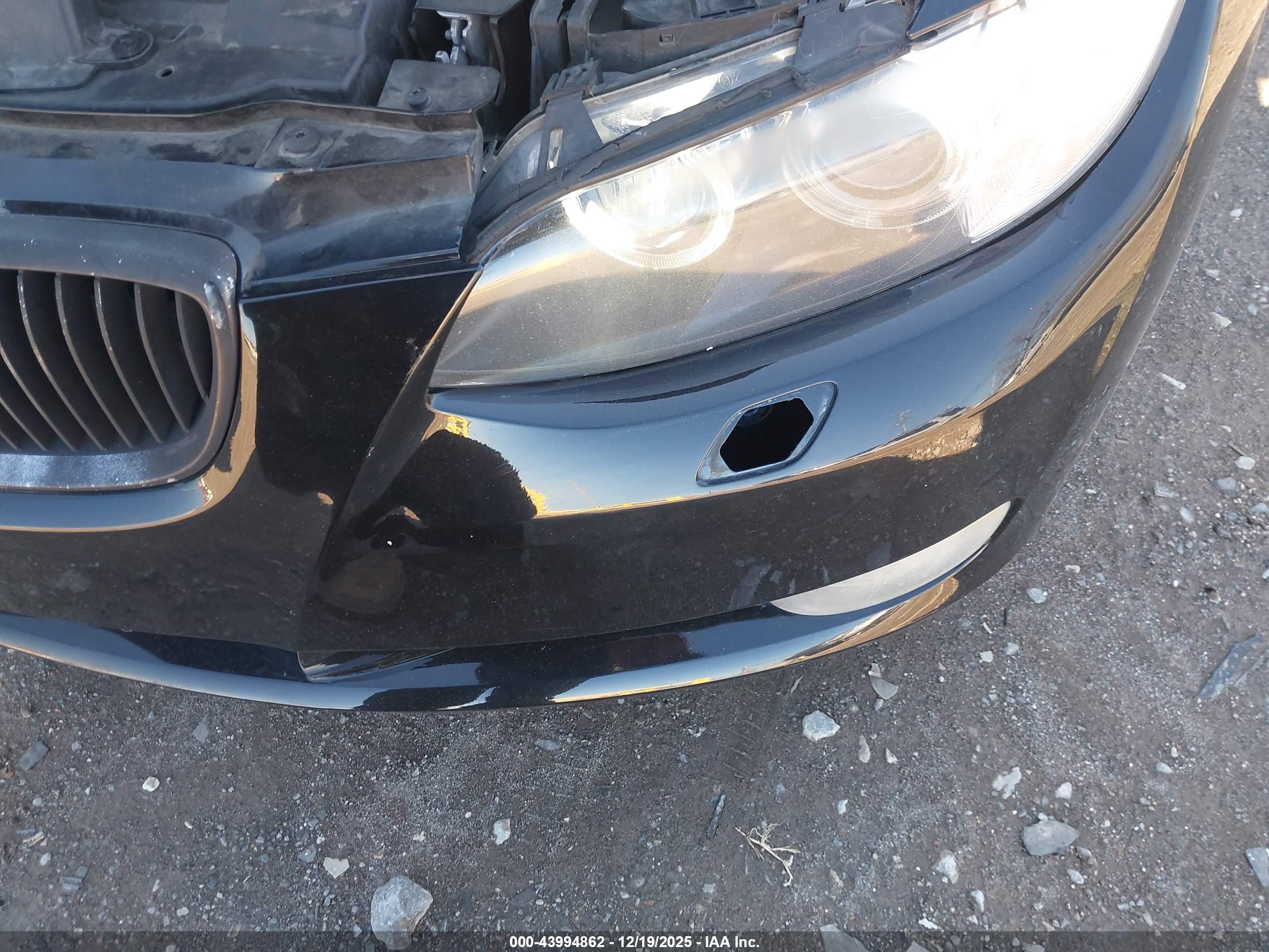 BMW 335I image 6