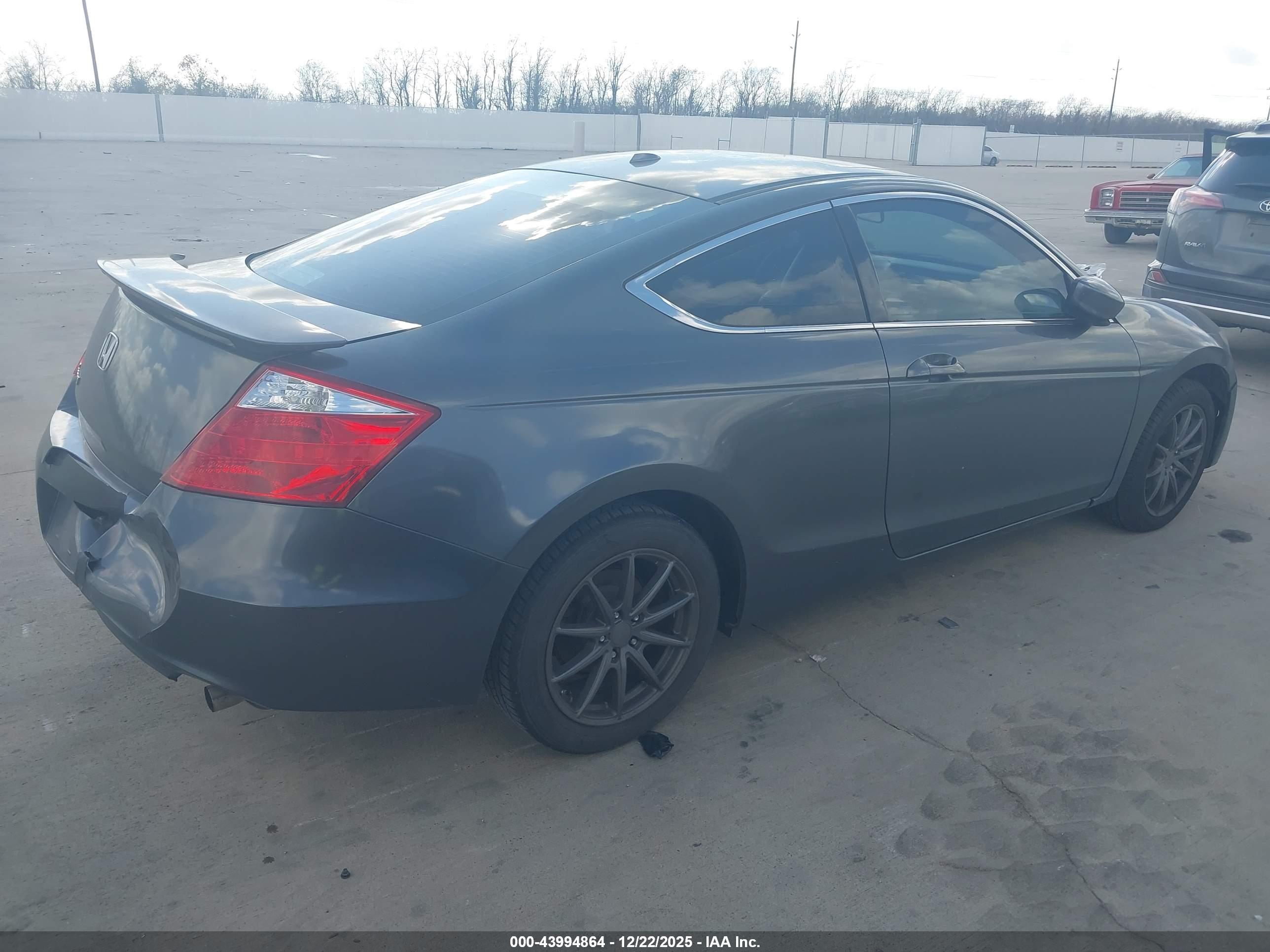 HONDA ACCORD image 4