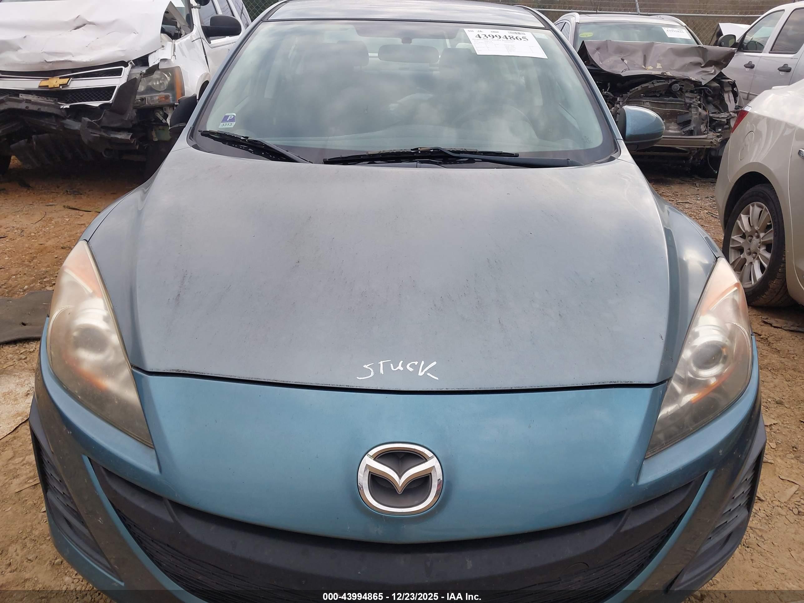 MAZDA MAZDA3 image 10