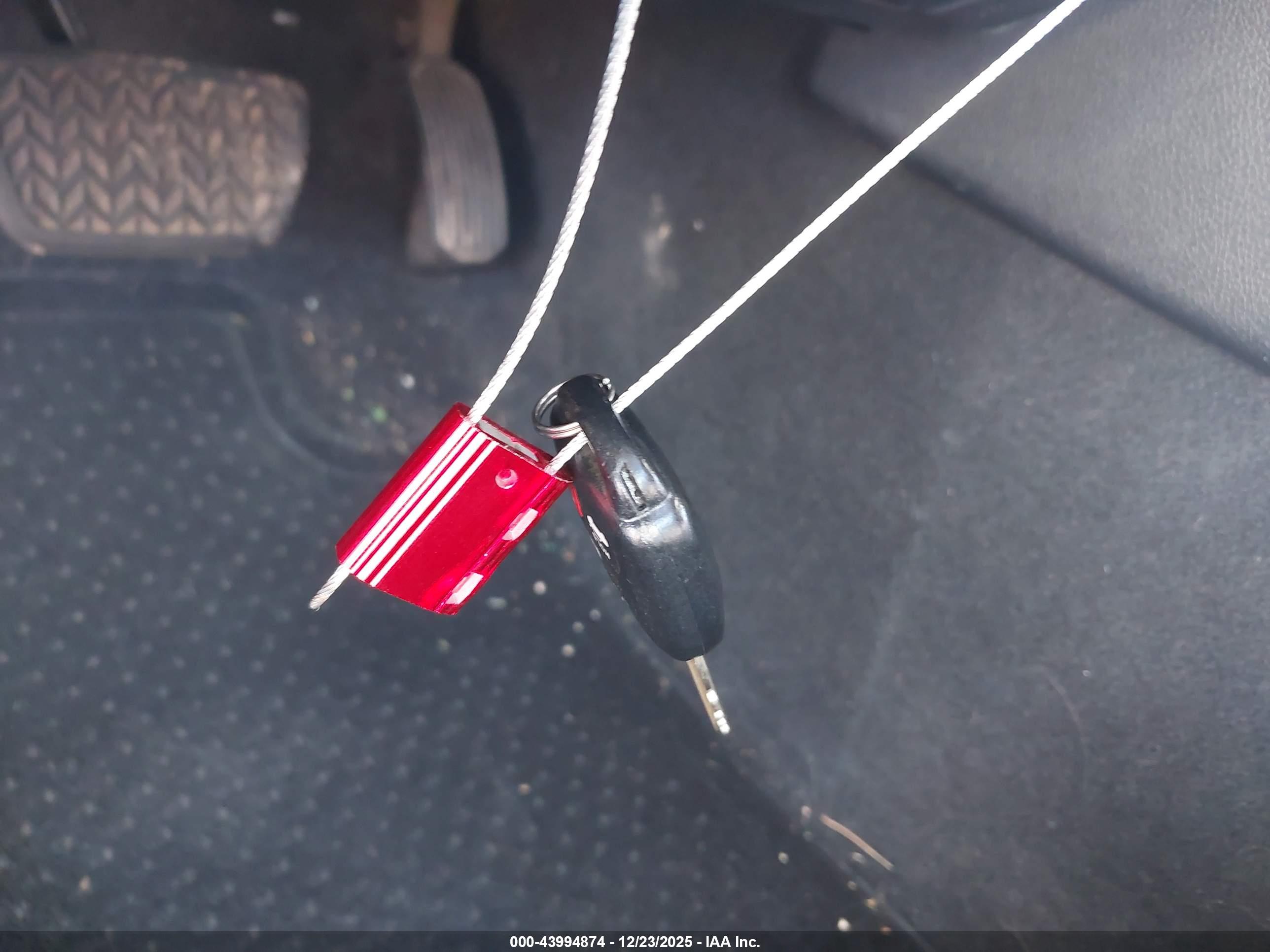 TOYOTA CAMRY image 11