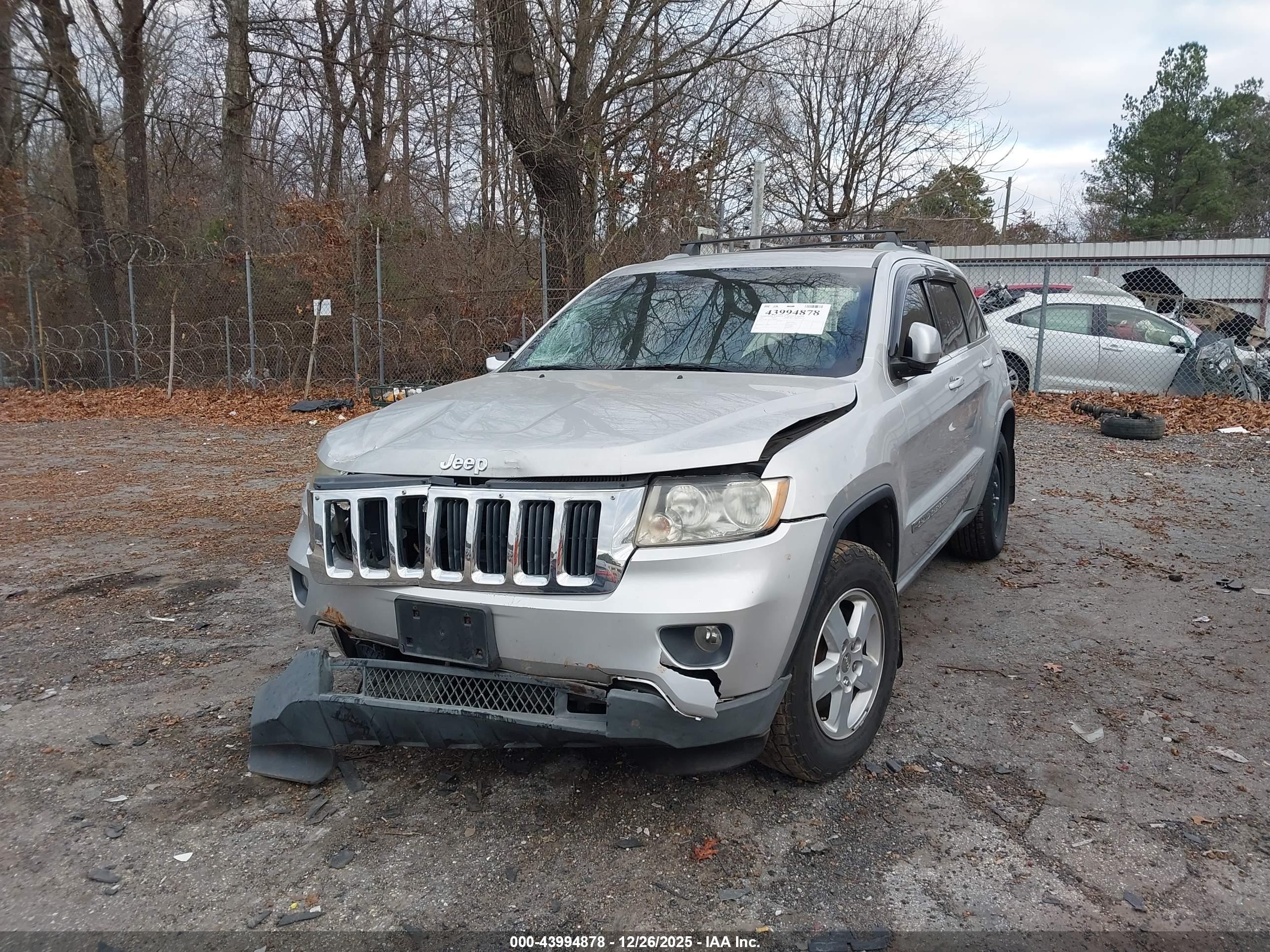JEEP GRAND image 2