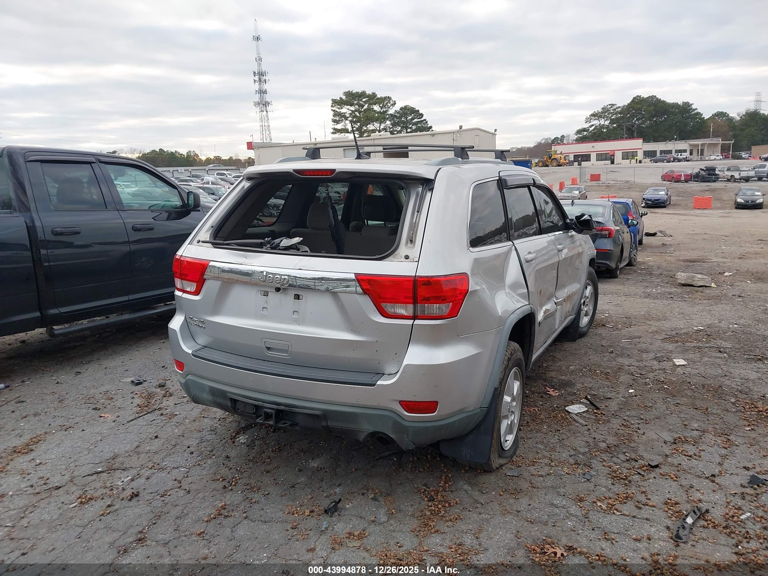 JEEP GRAND image 4