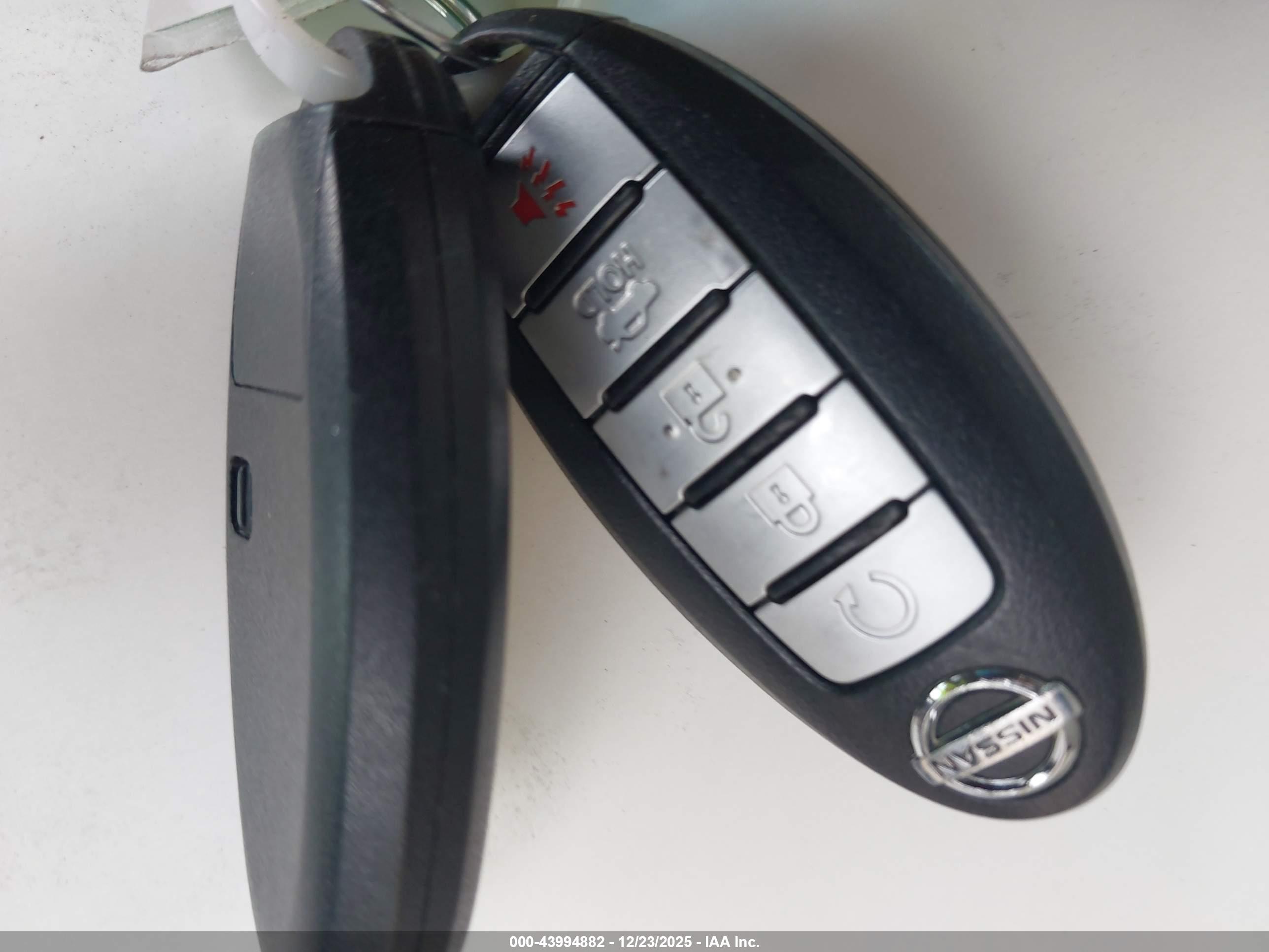 NISSAN ALTIMA image 11