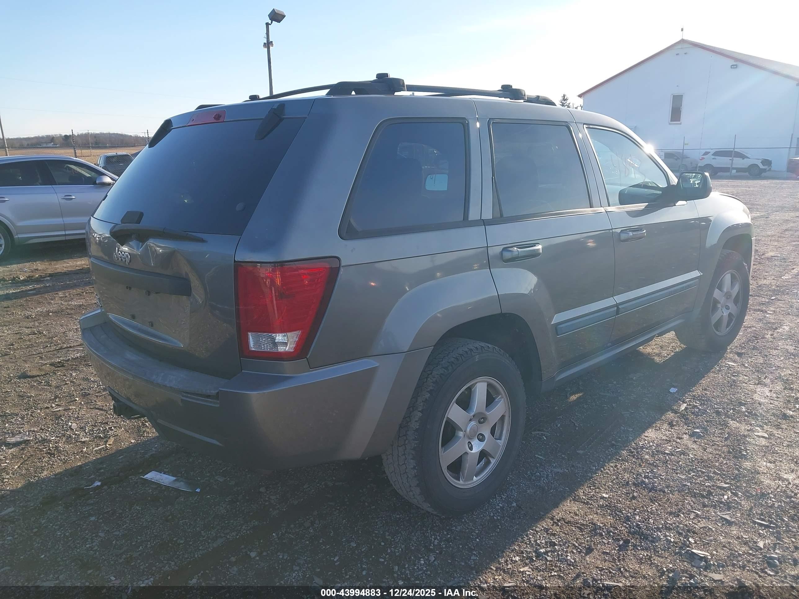 JEEP GRAND image 4