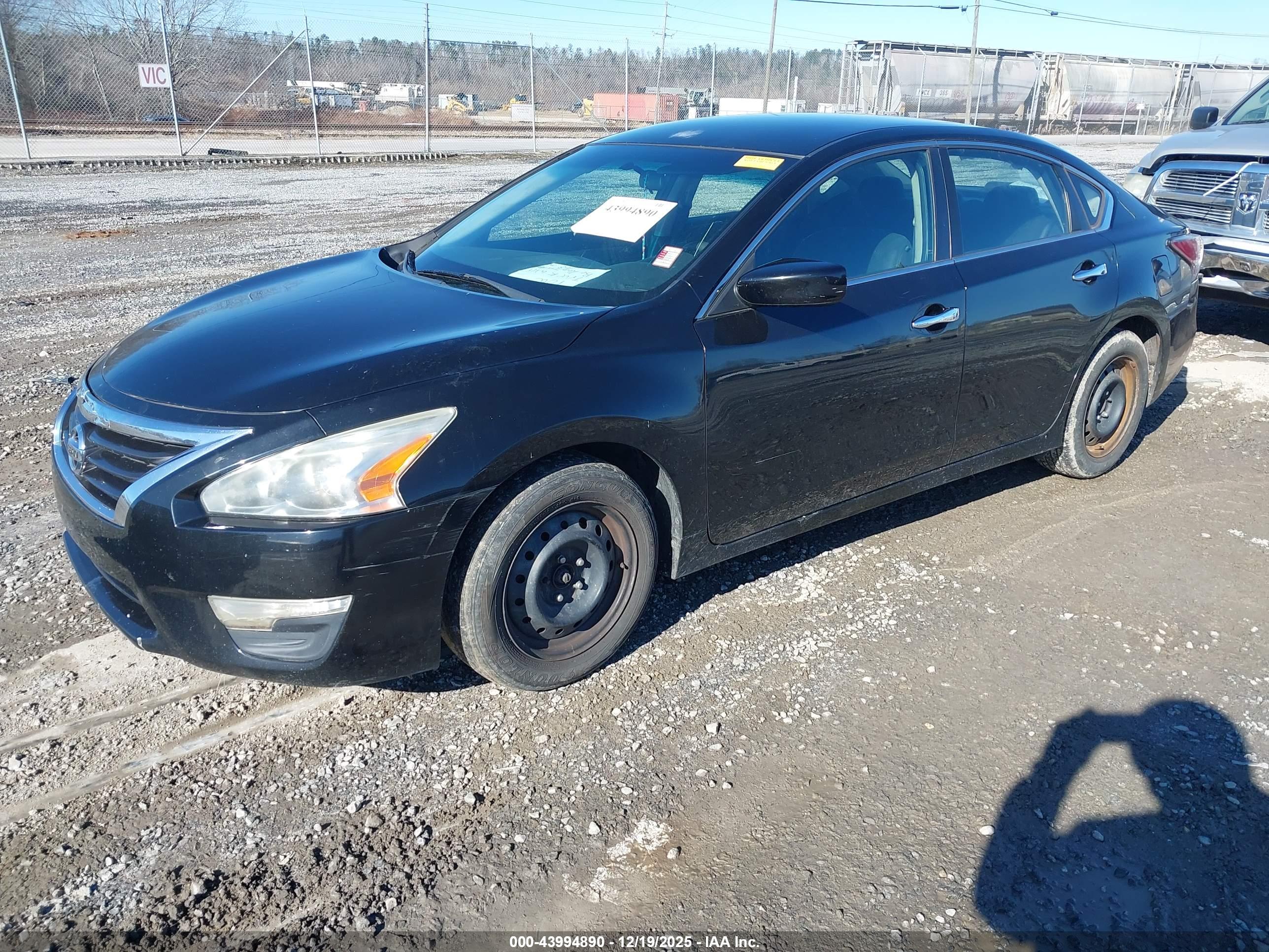 NISSAN ALTIMA image 2