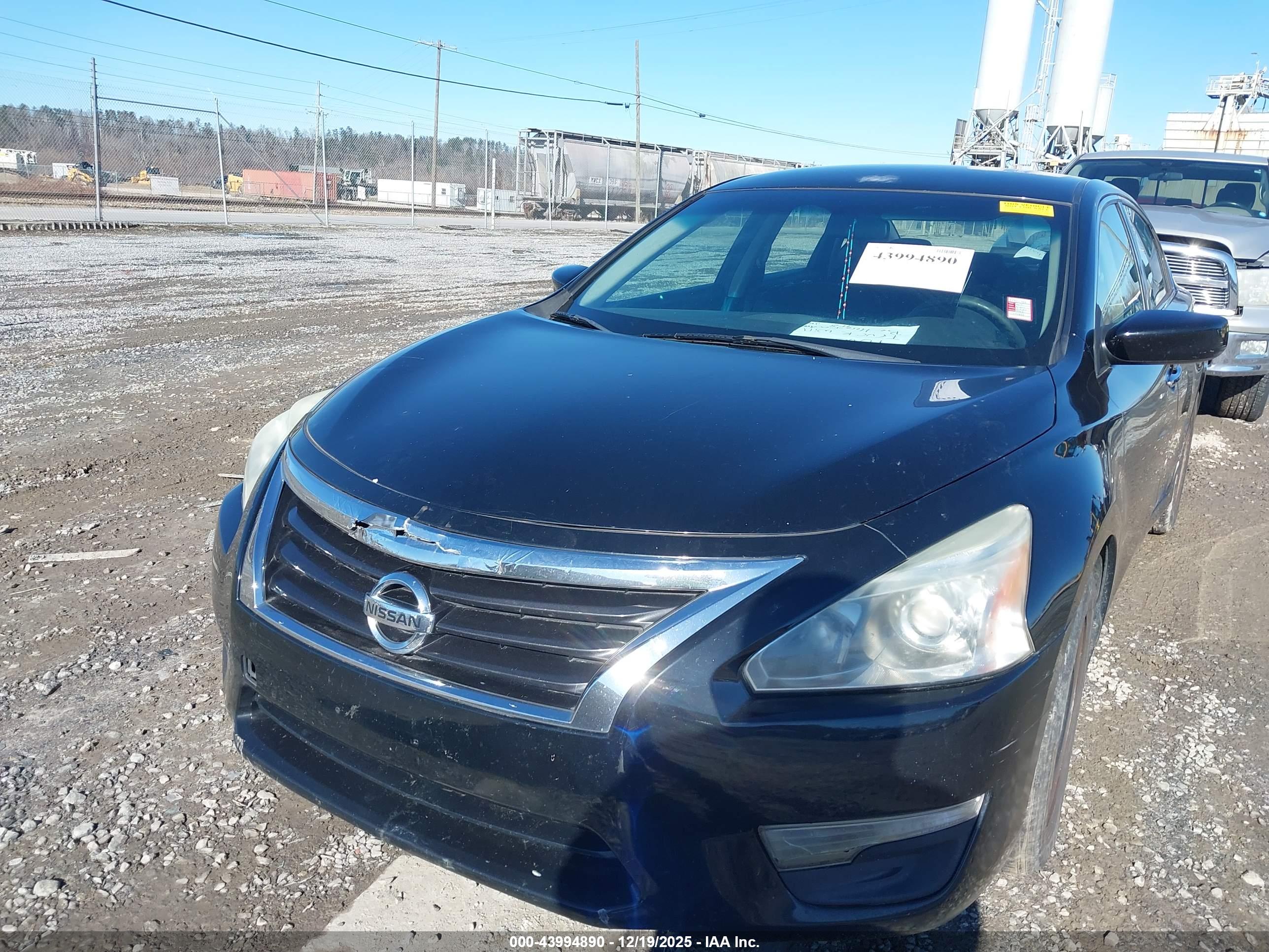 NISSAN ALTIMA image 6