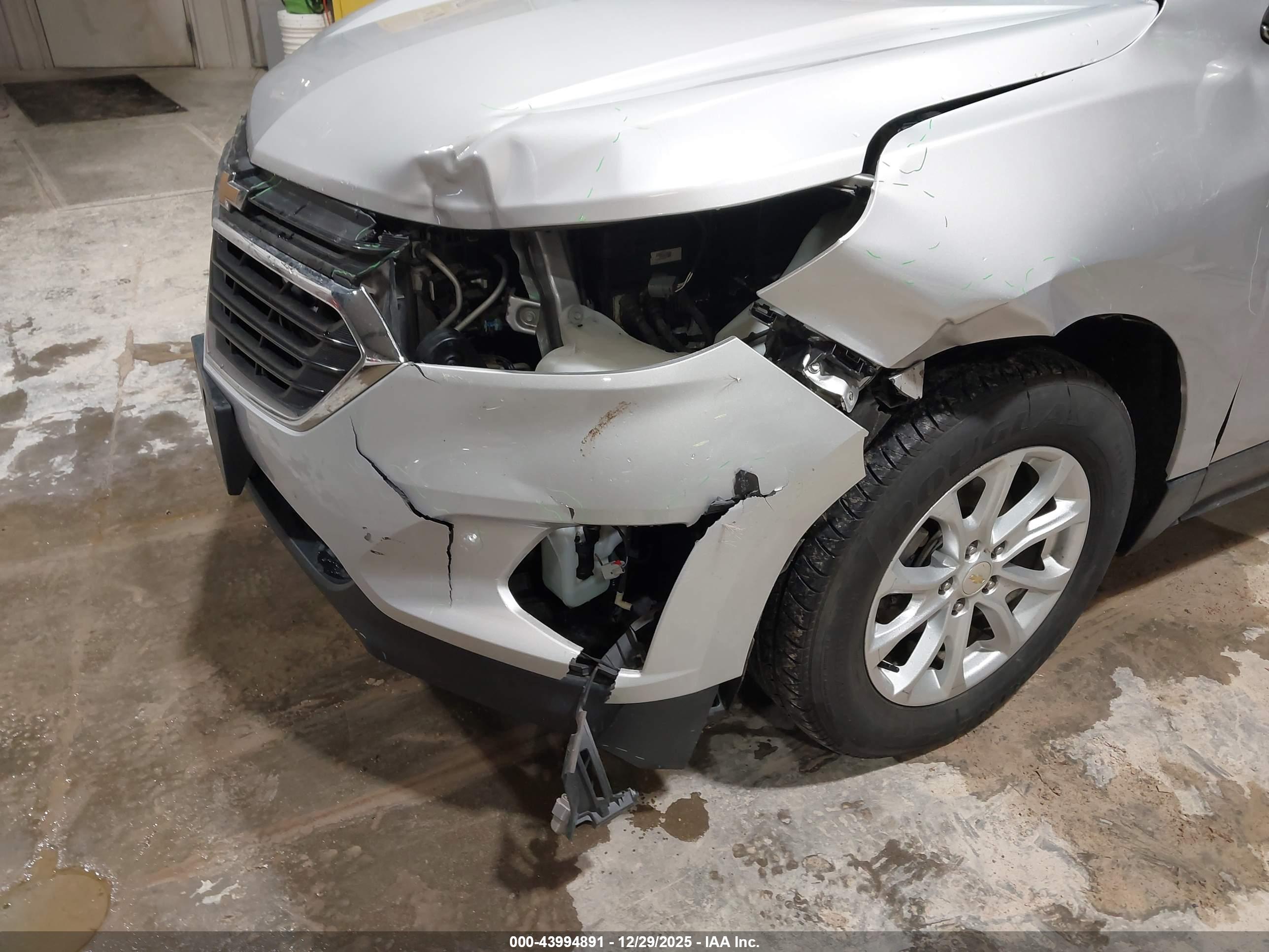CHEVROLET EQUINOX image 6