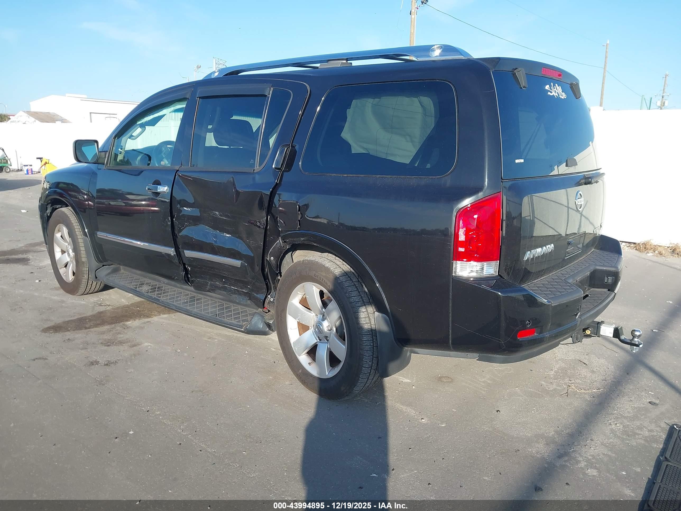NISSAN ARMADA image 3