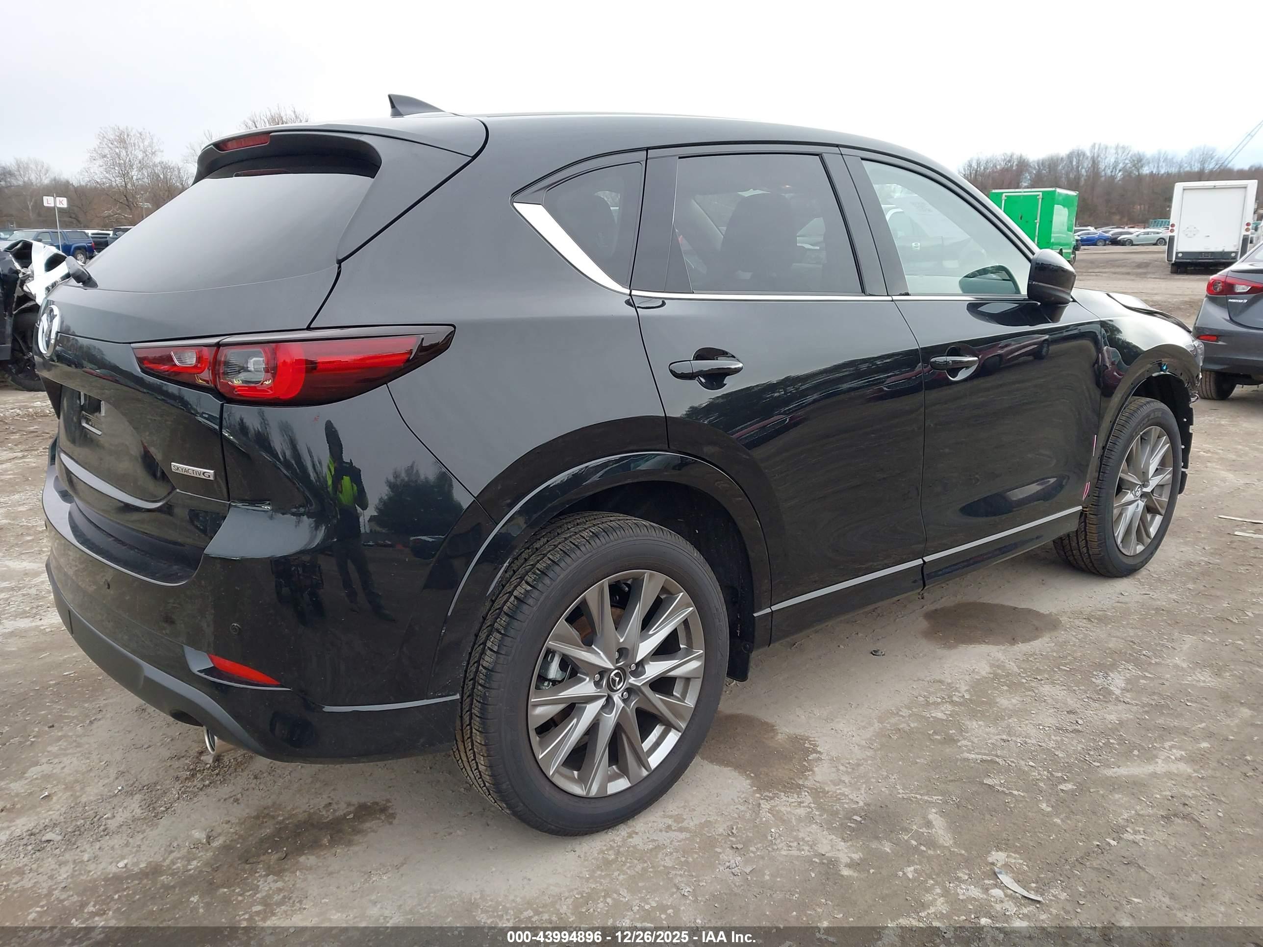 MAZDA CX-5 image 4