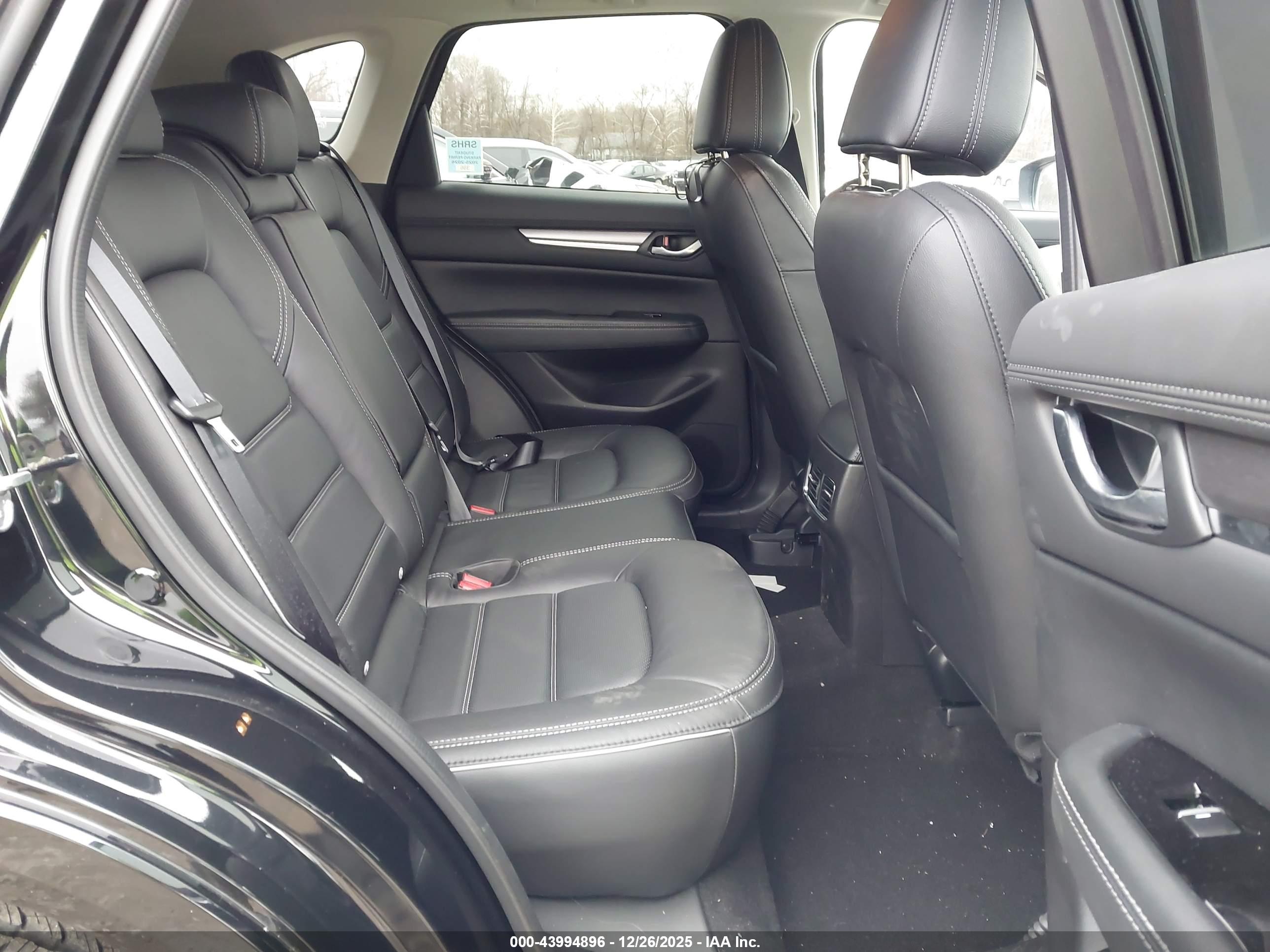 MAZDA CX-5 image 8