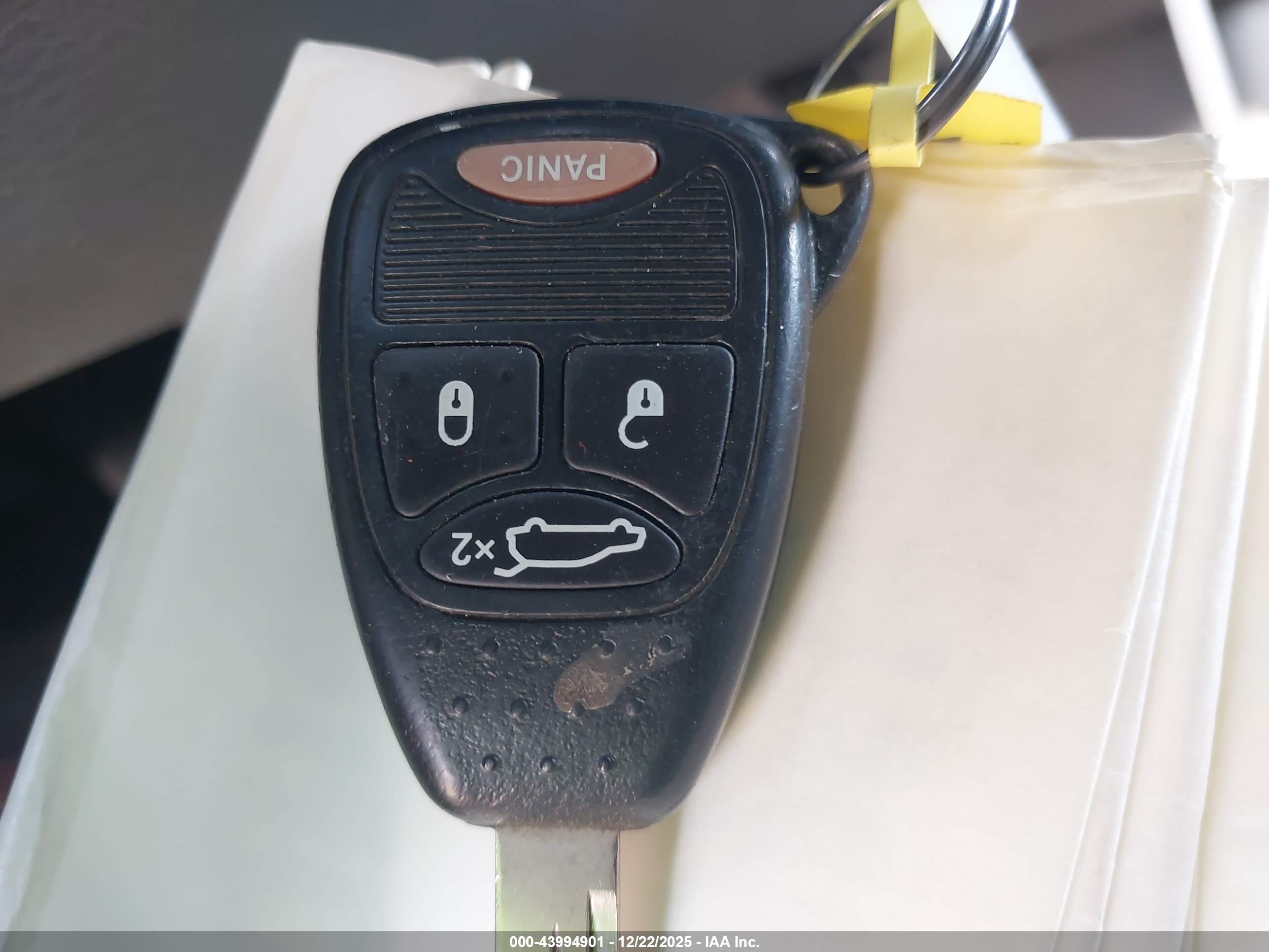 JEEP LIBERTY image 11