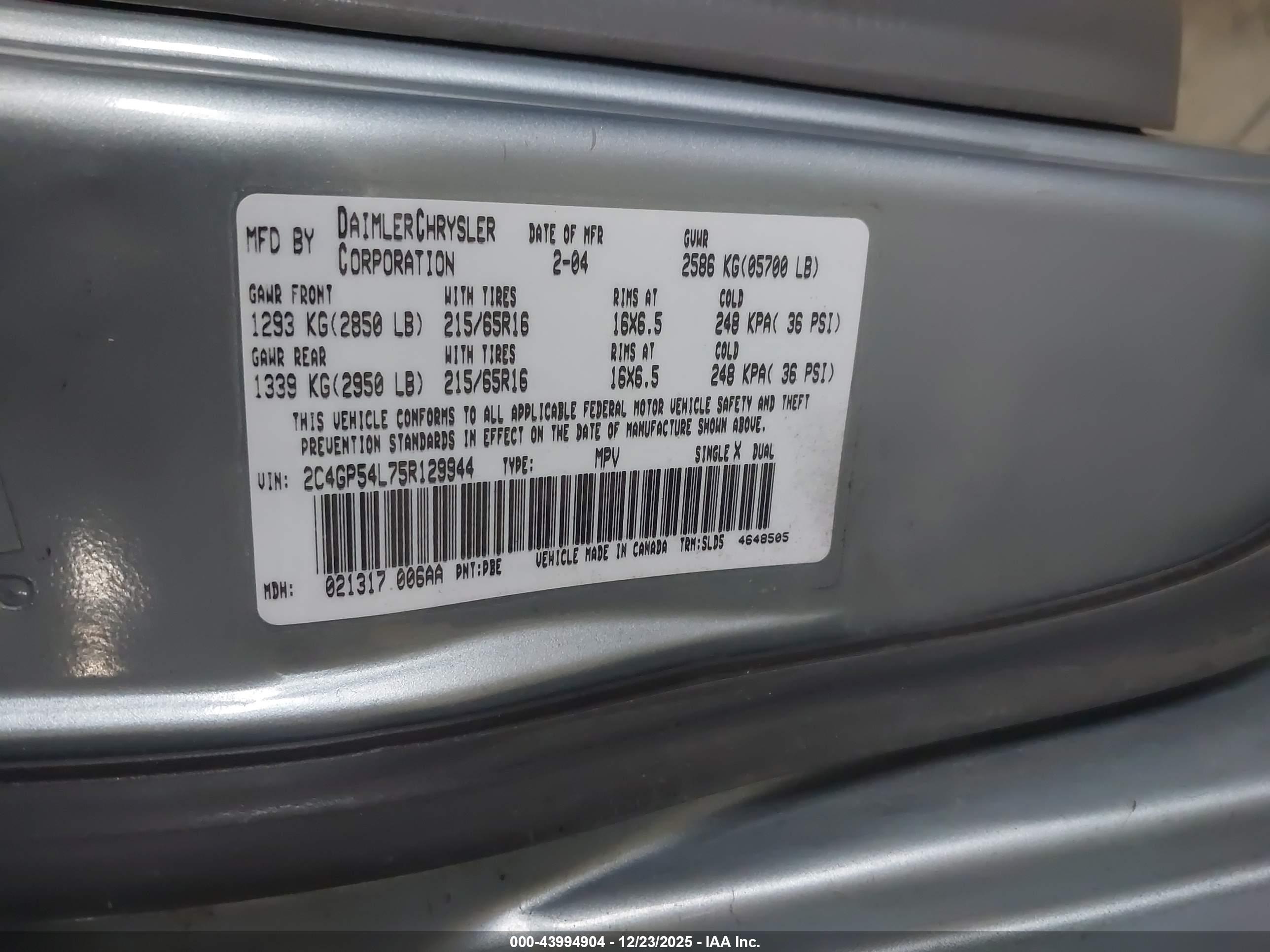 CHRYSLER TOWN image 9