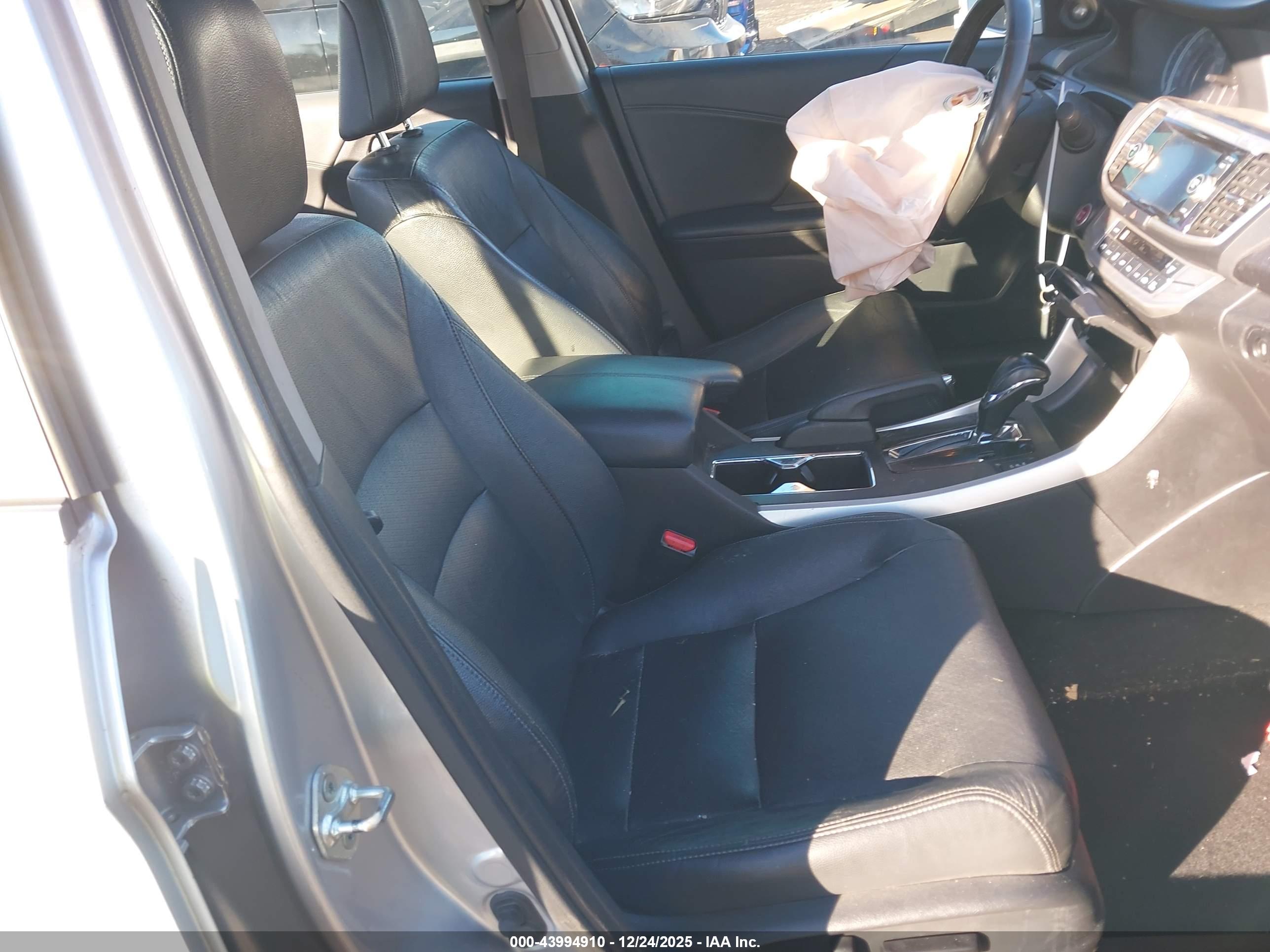 HONDA ACCORD image 5