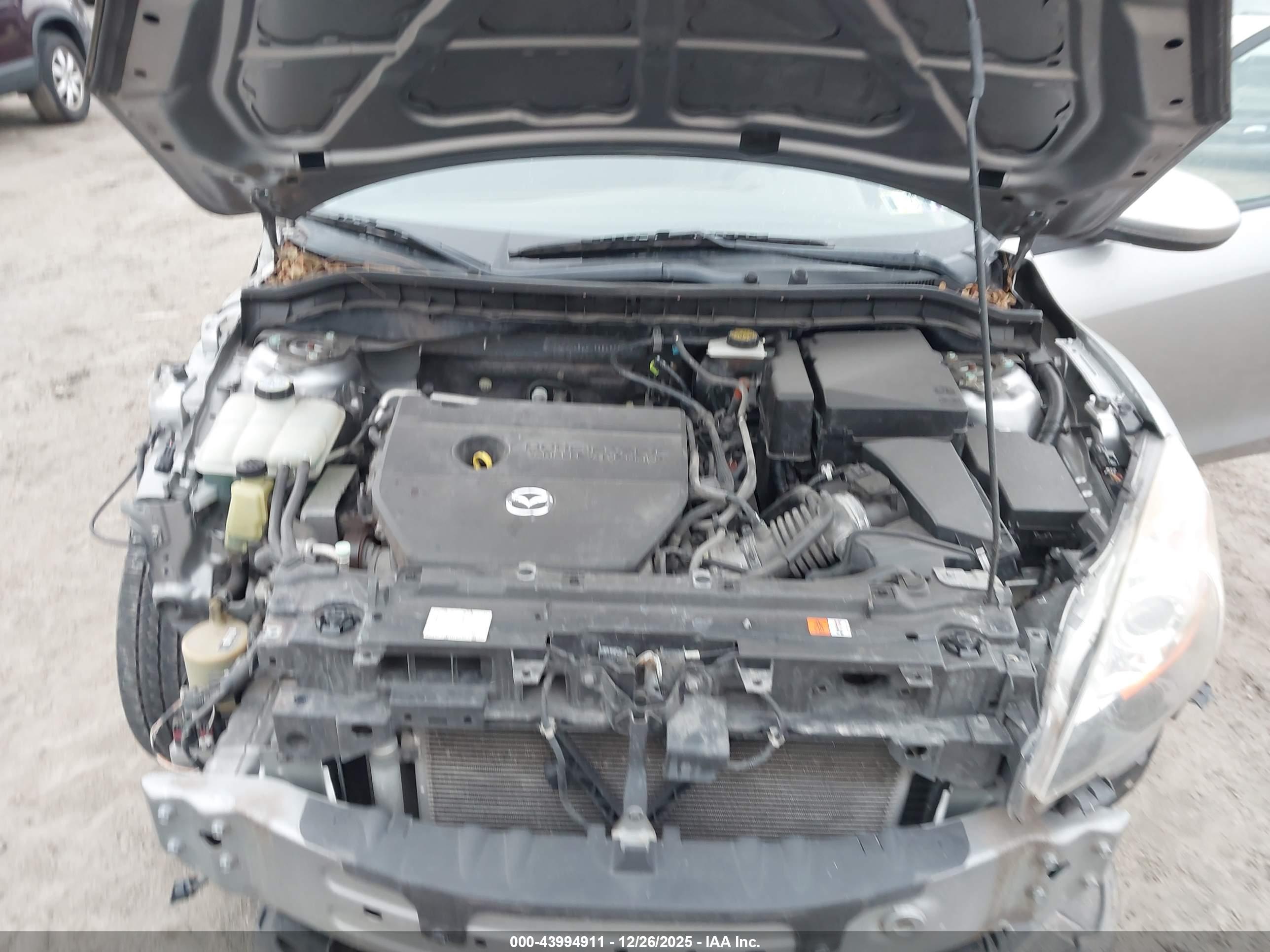MAZDA MAZDA3 image 10