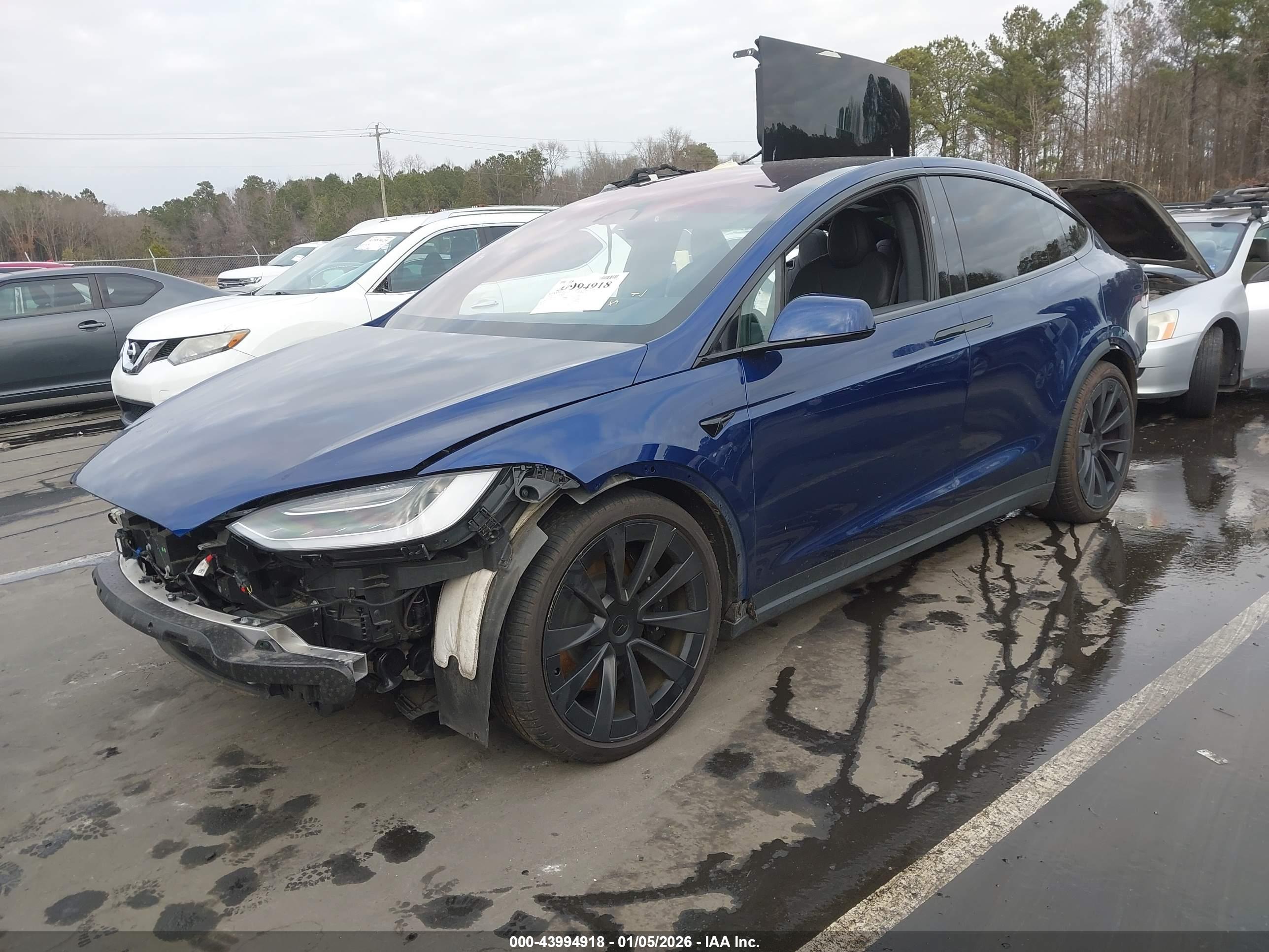 TESLA MODEL image 2