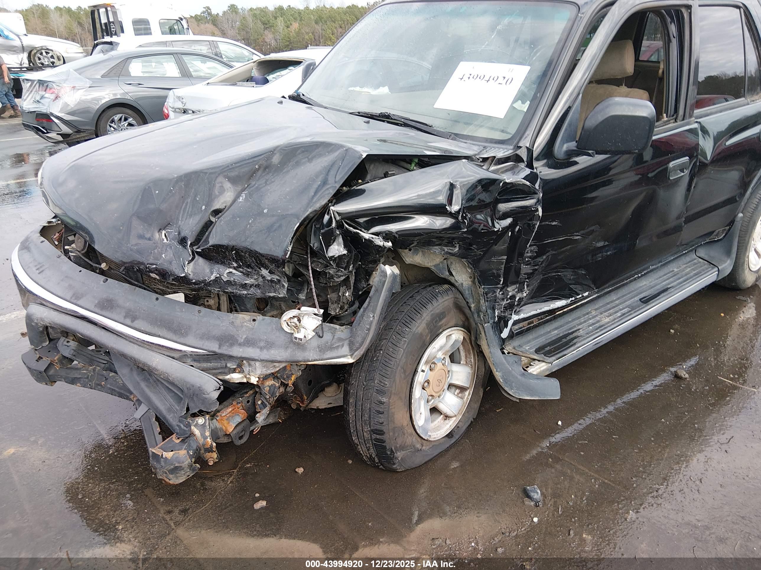 TOYOTA 4RUNNER image 6