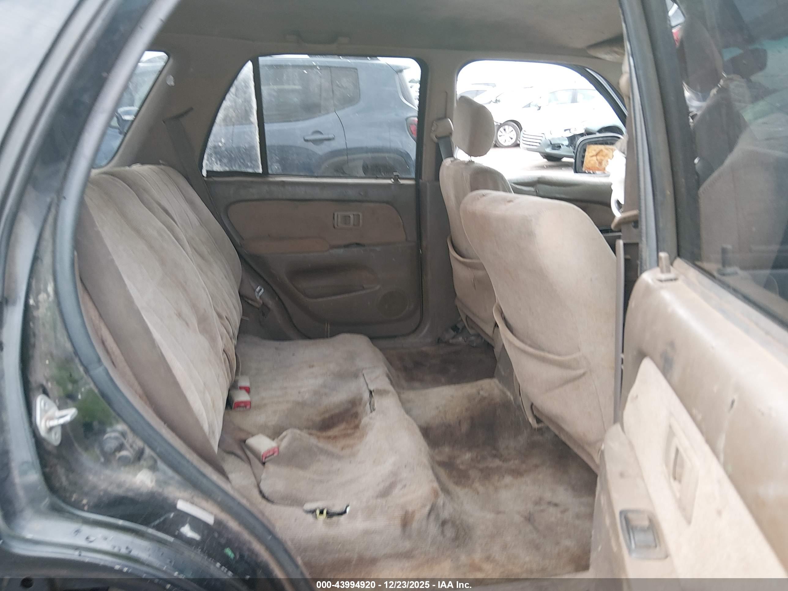 TOYOTA 4RUNNER image 8